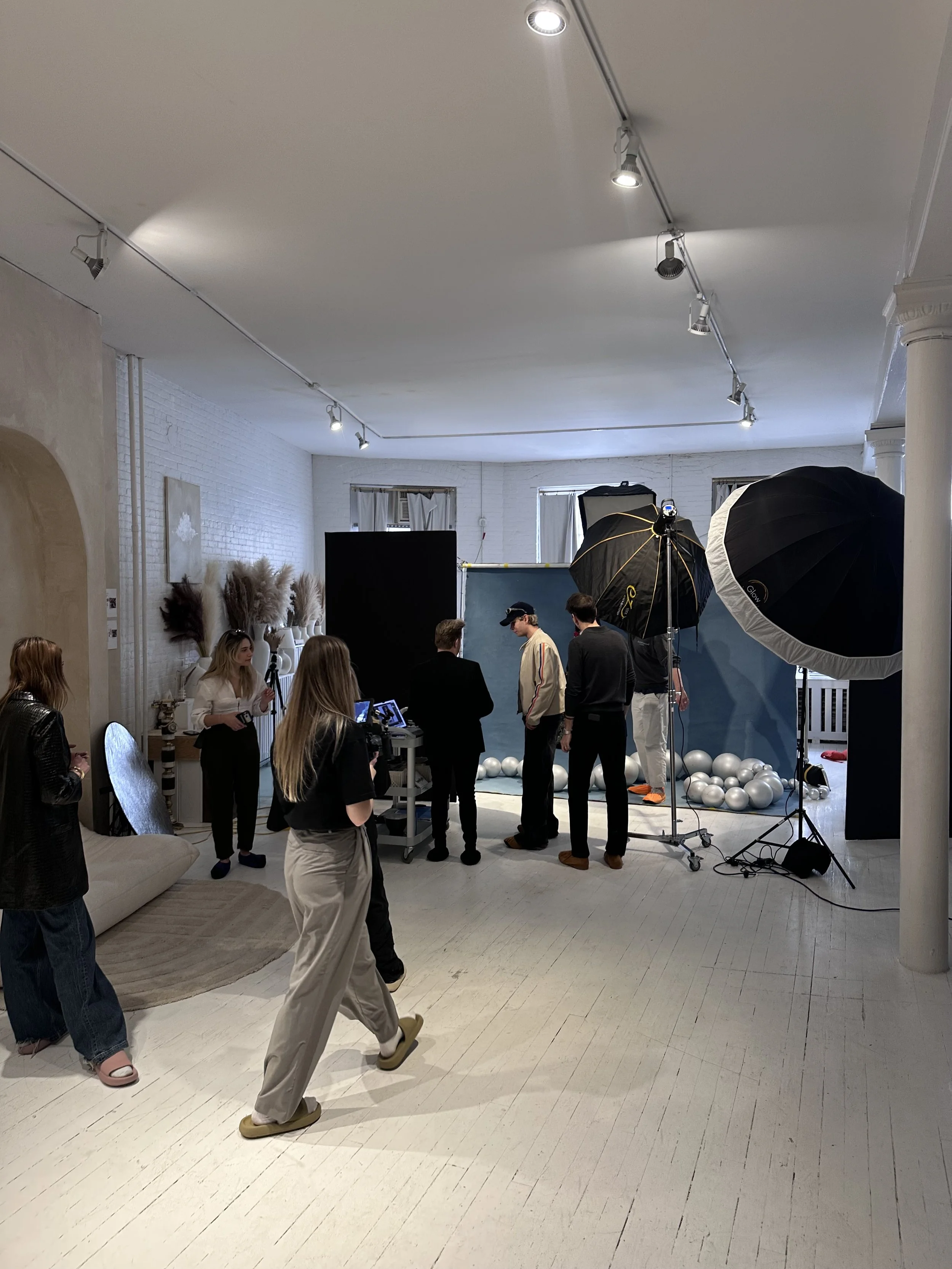 Photoshoot set with lighting equipment in the LeVue Loft photo studio rental in Union Square. NYC
