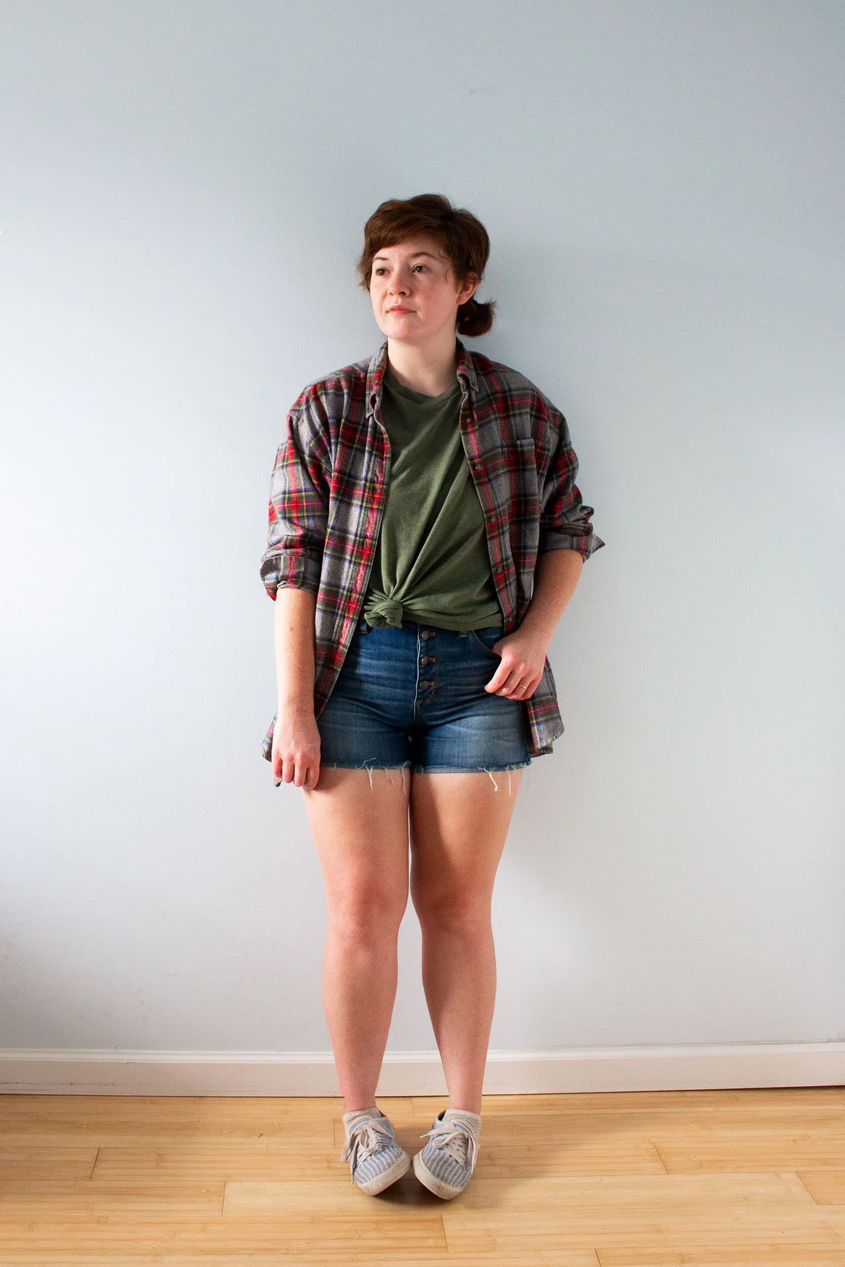 Waters Wears: Plaid Shirt and Green Tee Everyday Mom OOTD