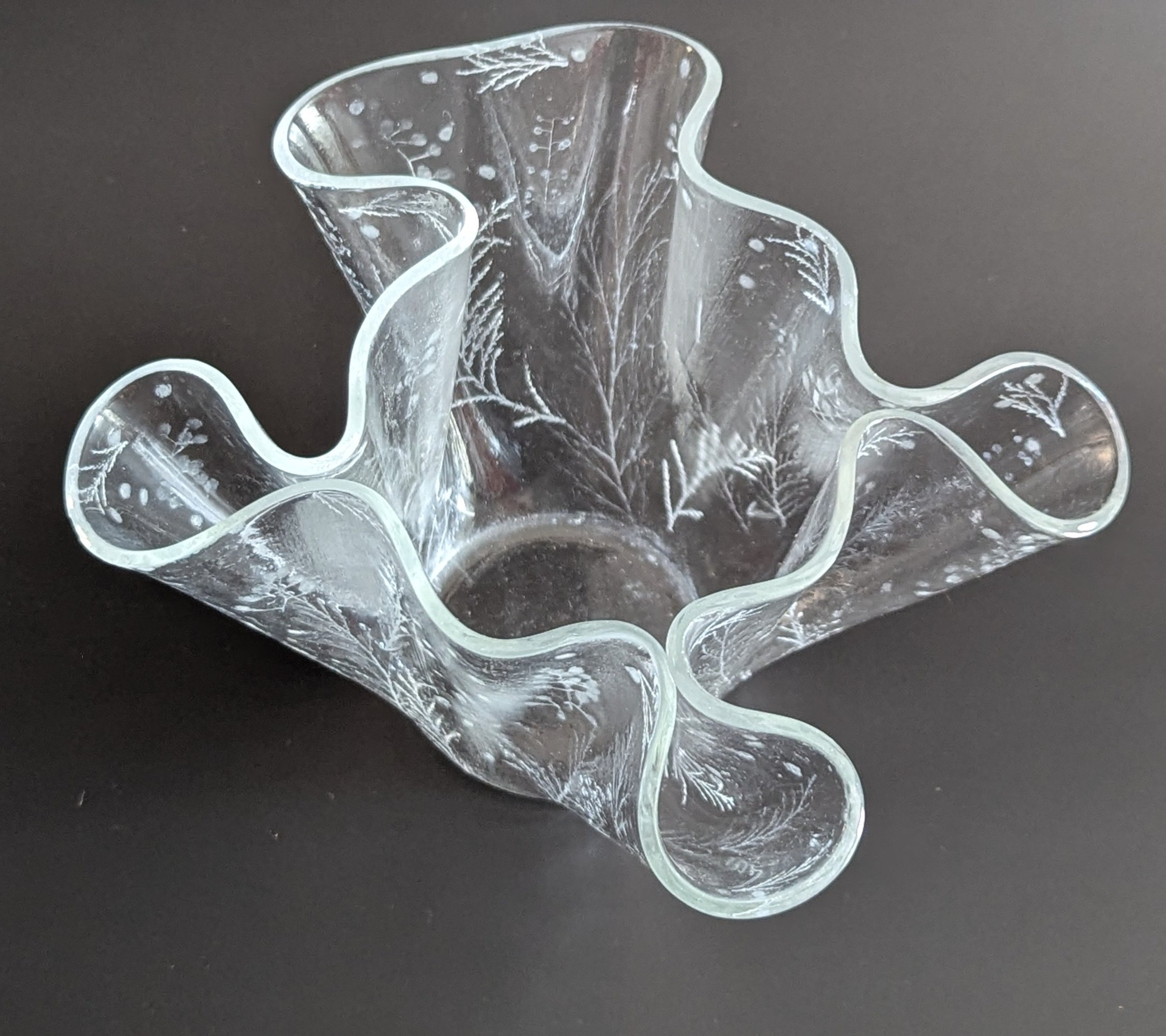 Ghost Foliage Vase4.jpg