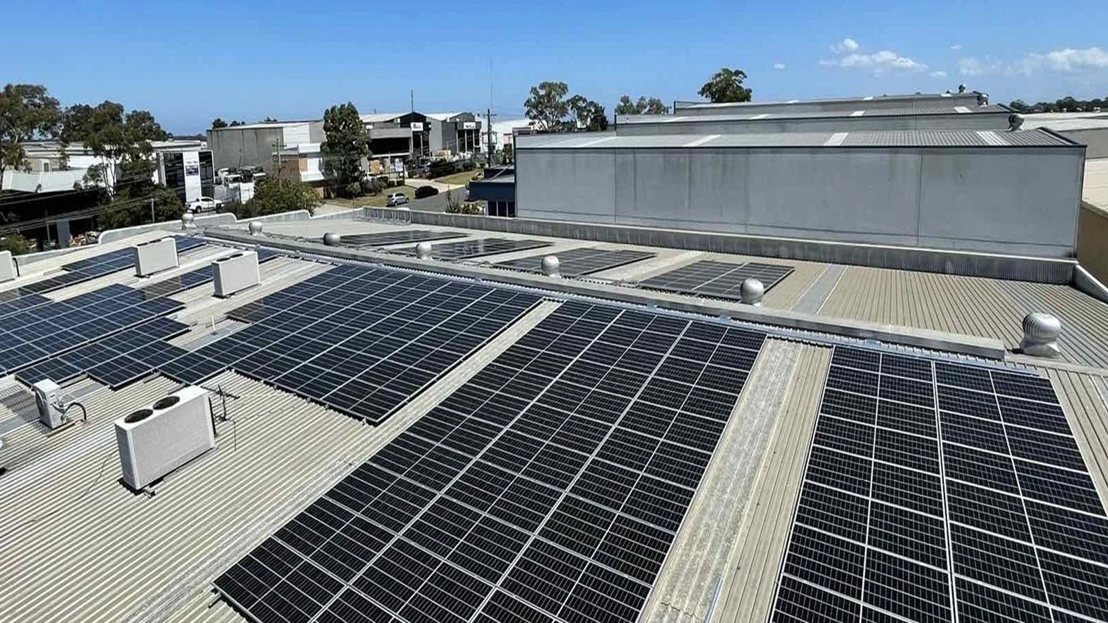 100kW - 1a 16-9 crop.jpg