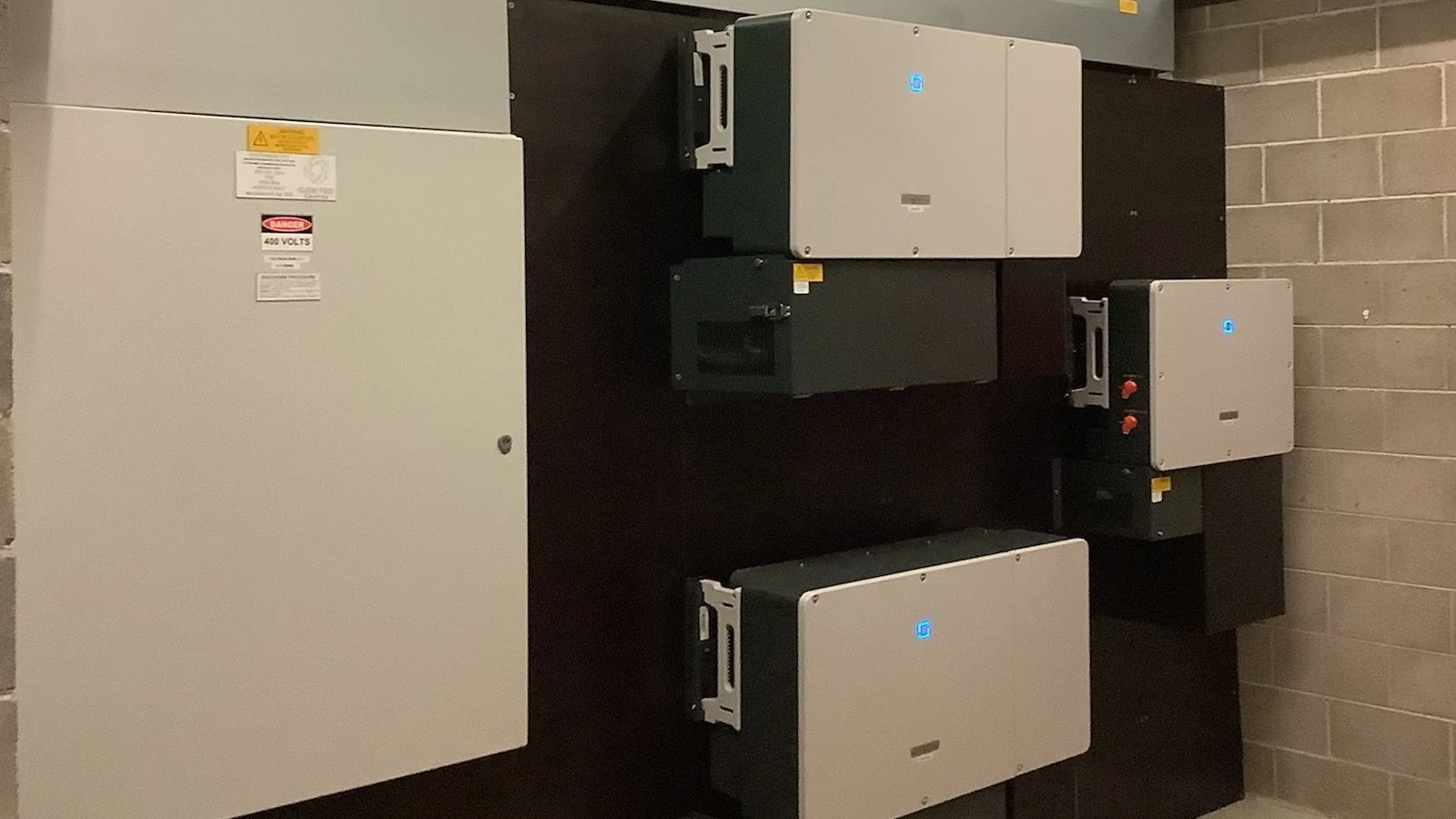 302lW - 1e - 16-9.jpg