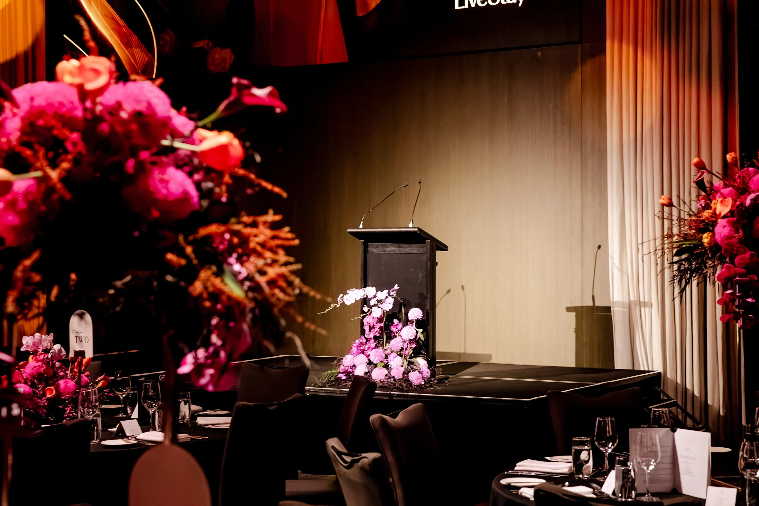 TOMMY-CREATIVE-MELBOURNE-EVENT-PHOTOGRAPHER-LIVESTAY-GALA-521.jpg