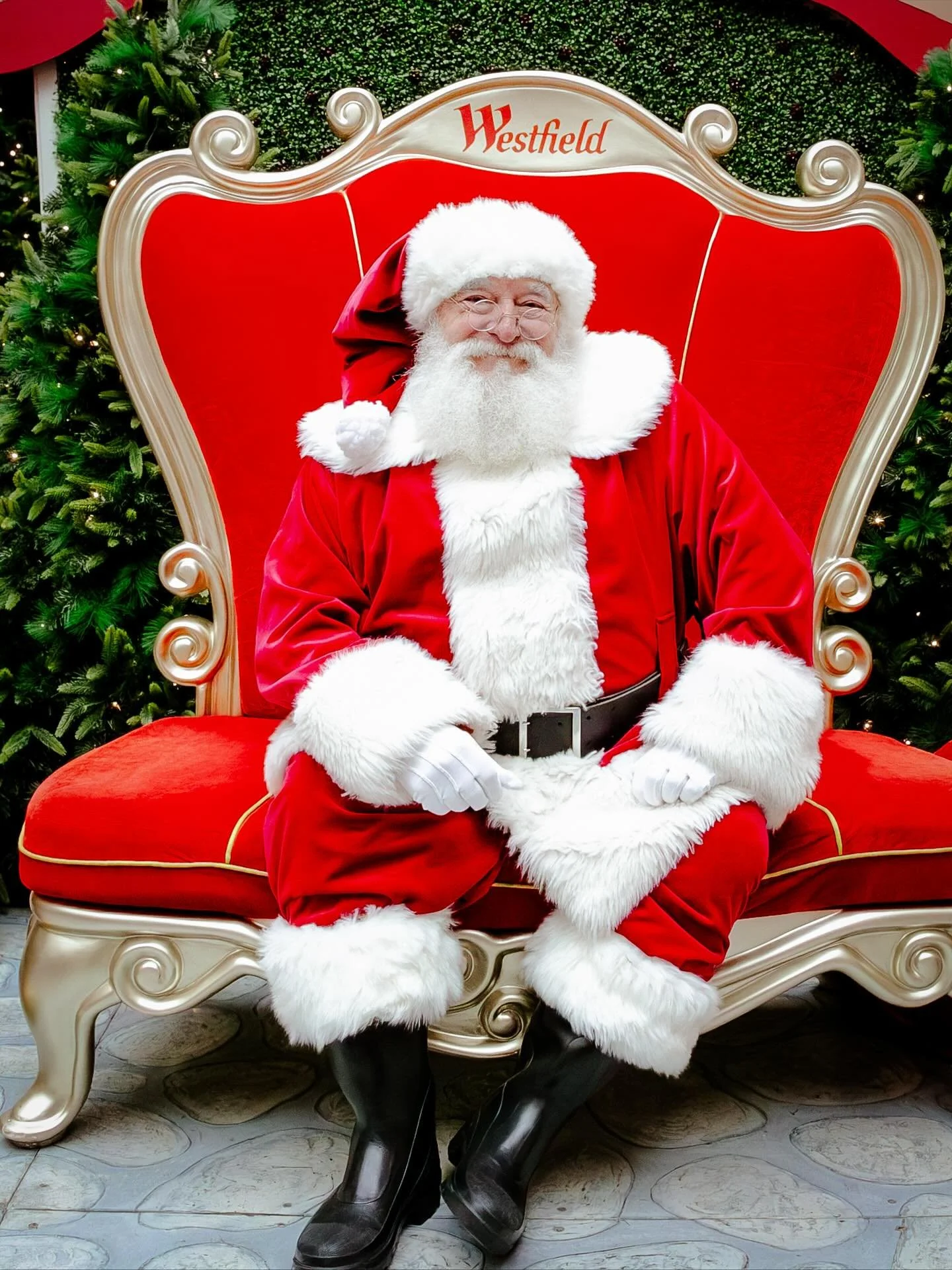 The magic of @westfieldplentyvalley &lsquo;s Santa Parade came alive to welcome Christmas. A celebration full of joy and community spirit.

📸 @tommycreative_