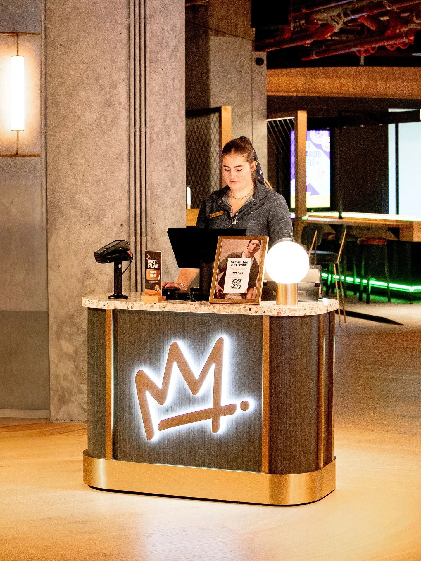 We were lucky enough to get one of the first looks inside the newest @kingpin_play and safe to say, this isn&rsquo;t your average bowling or arcade alley&hellip; 

@kingpin_melbourne 

📸 @tommycreative_