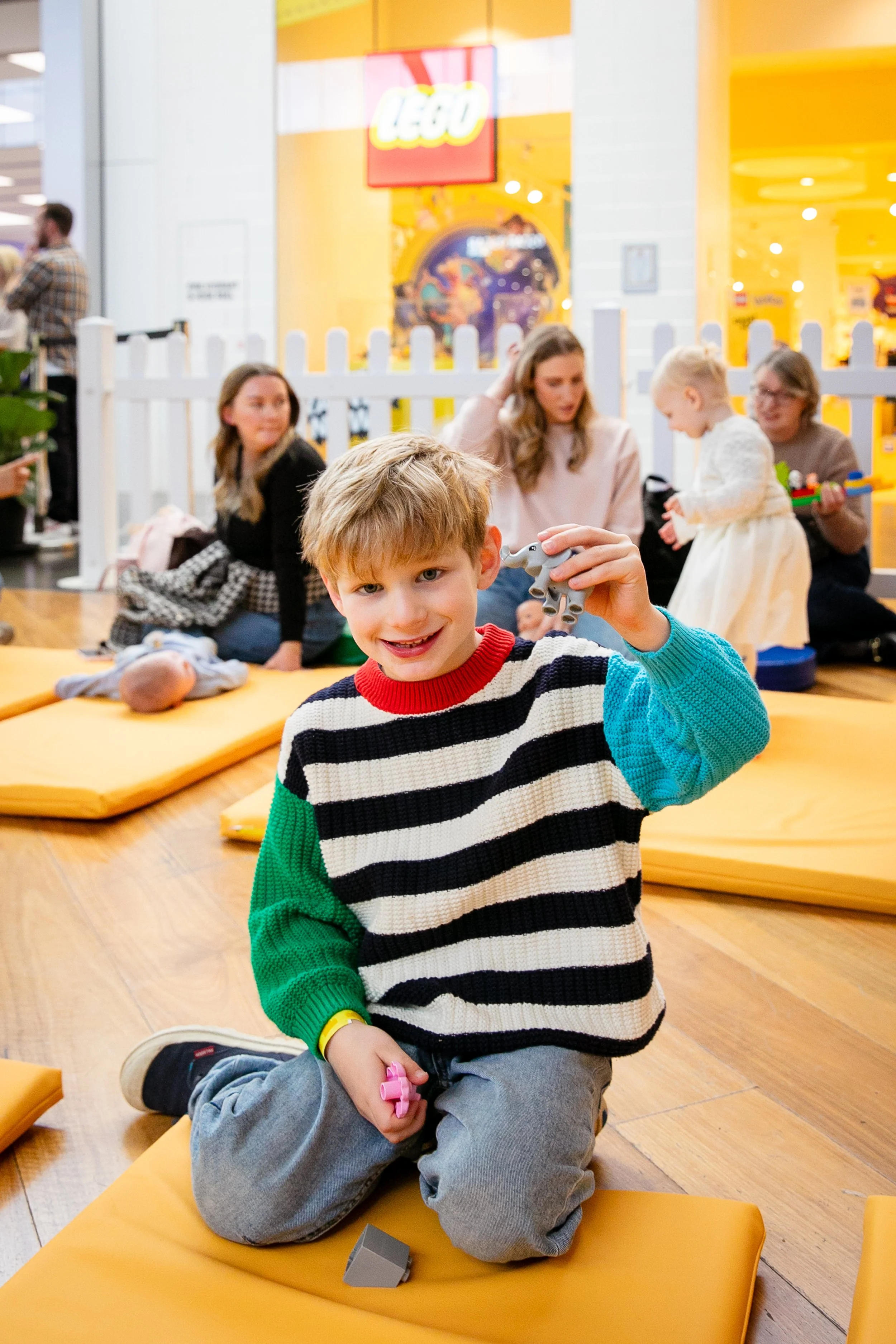 TOMMY-CREATIVE-MELBOURNE-EVENT-PHOTOGRAPHER-LEGO-11.08-163.jpg