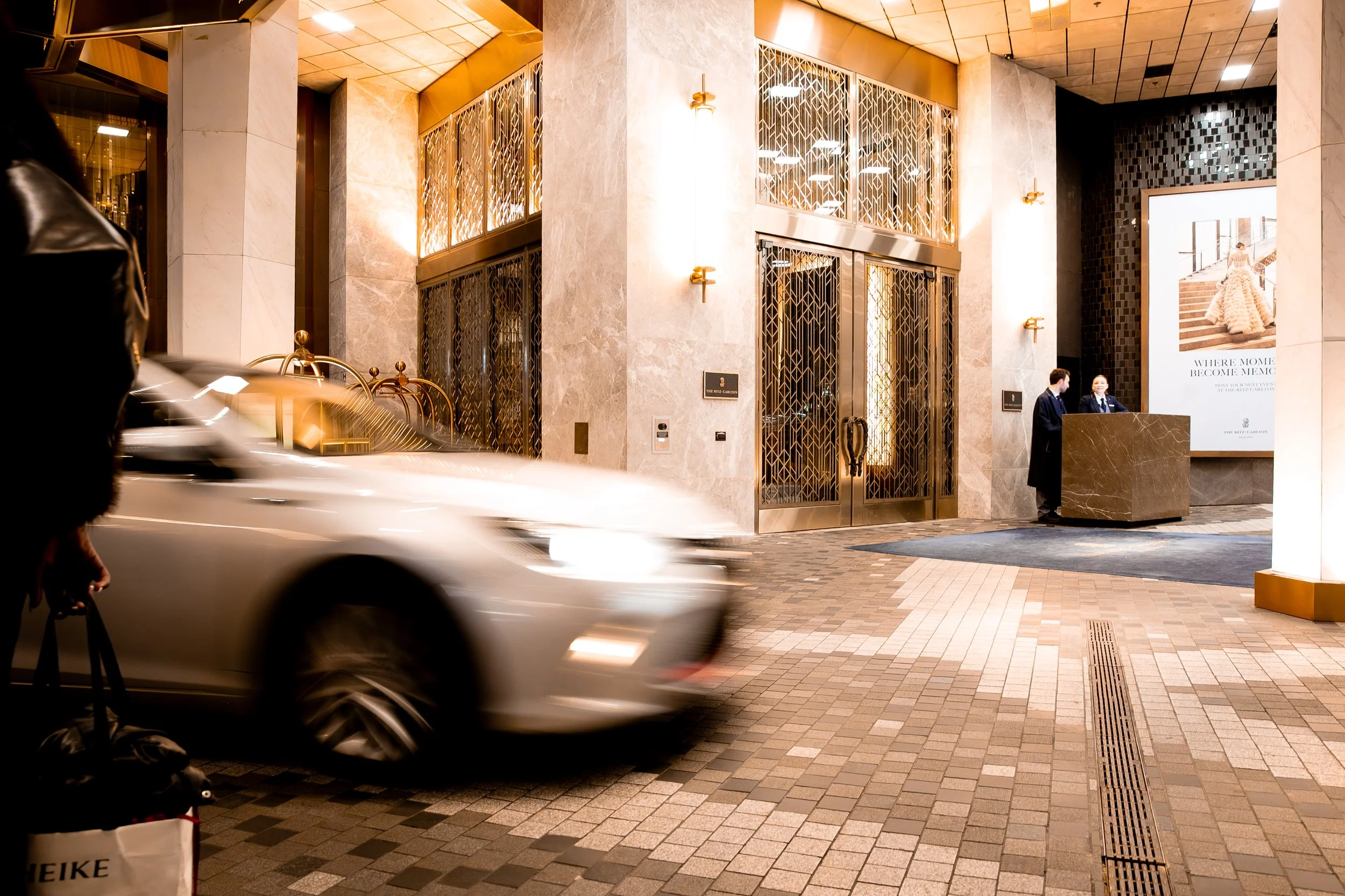 TOMMY-CREATIVE-MELBOURNE-EVENT-PHOTOGRAPHER-LIVESTAY-GALA-11.jpg