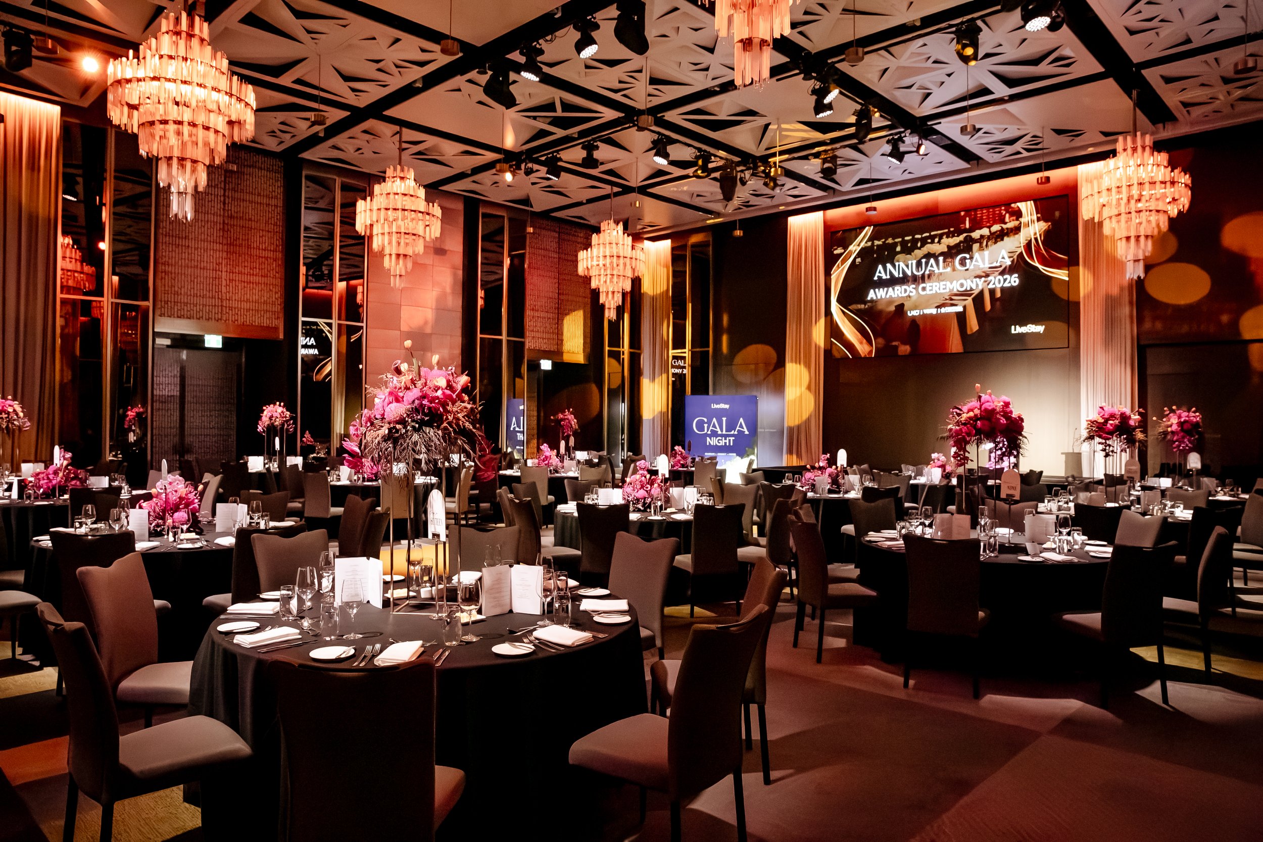 TOMMY-CREATIVE-MELBOURNE-EVENT-PHOTOGRAPHER-LIVESTAY-GALA-522.jpg