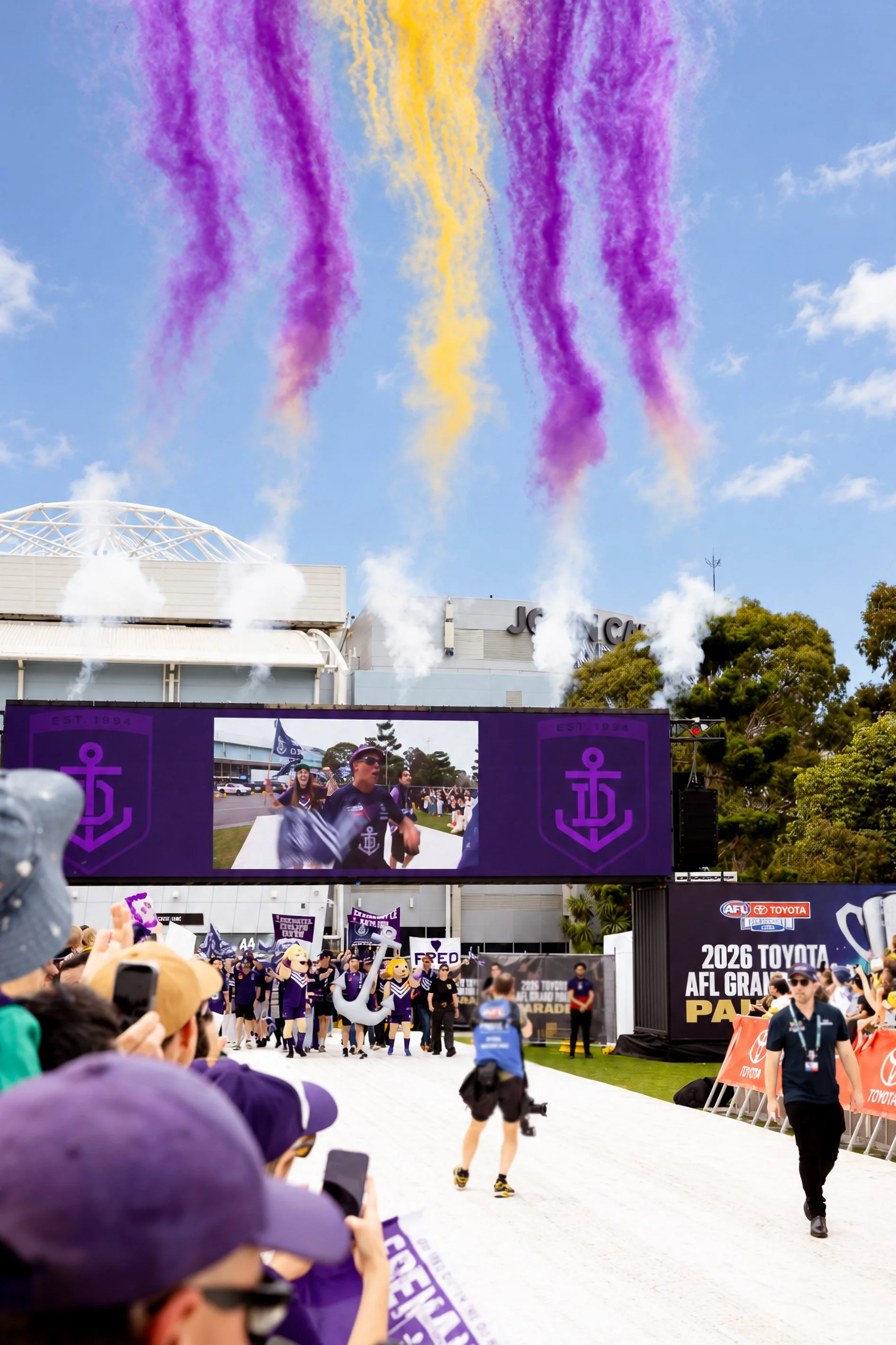 TOMMY-CREATIVE-MELBOURNE-EVENT-PHOTOGRAPHER-H2H-FASTTRACKS95.jpg