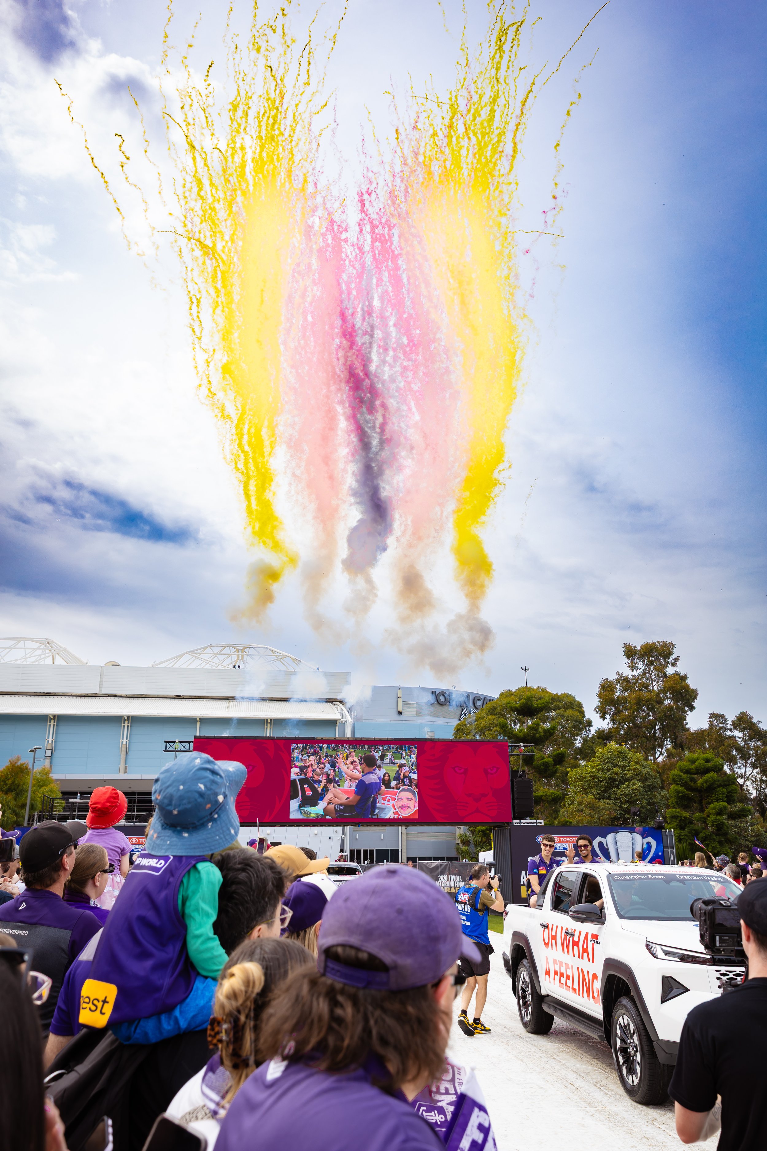 TOMMY-CREATIVE-MELBOURNE-EVENT-PHOTOGRAPHER-H2H-PARADE22.jpg