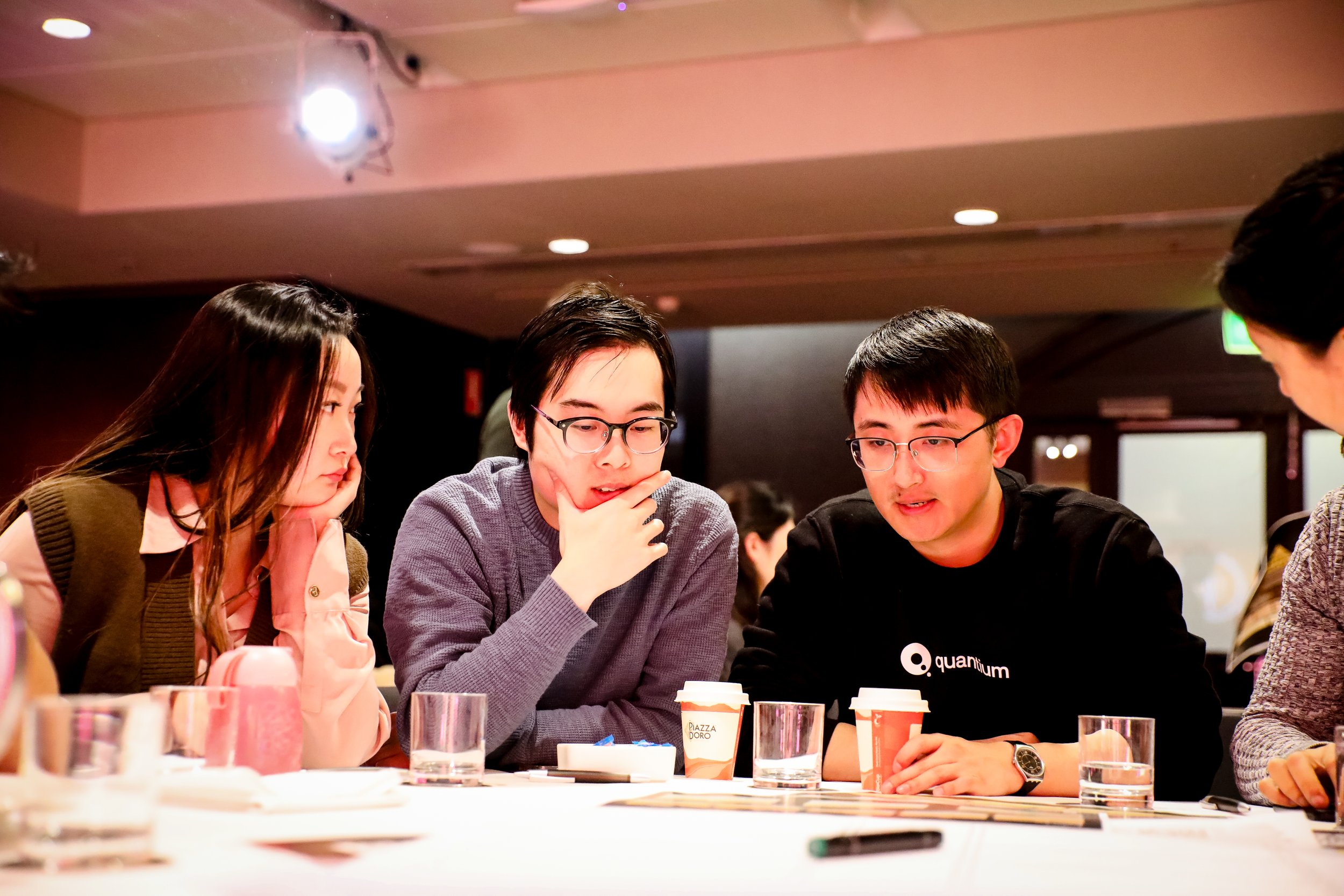 TOMMY-CREATIVE-MELBOURNE-EVENT-PHOTOGRAPHER-QUANTIUM-SESSION-0224.jpg