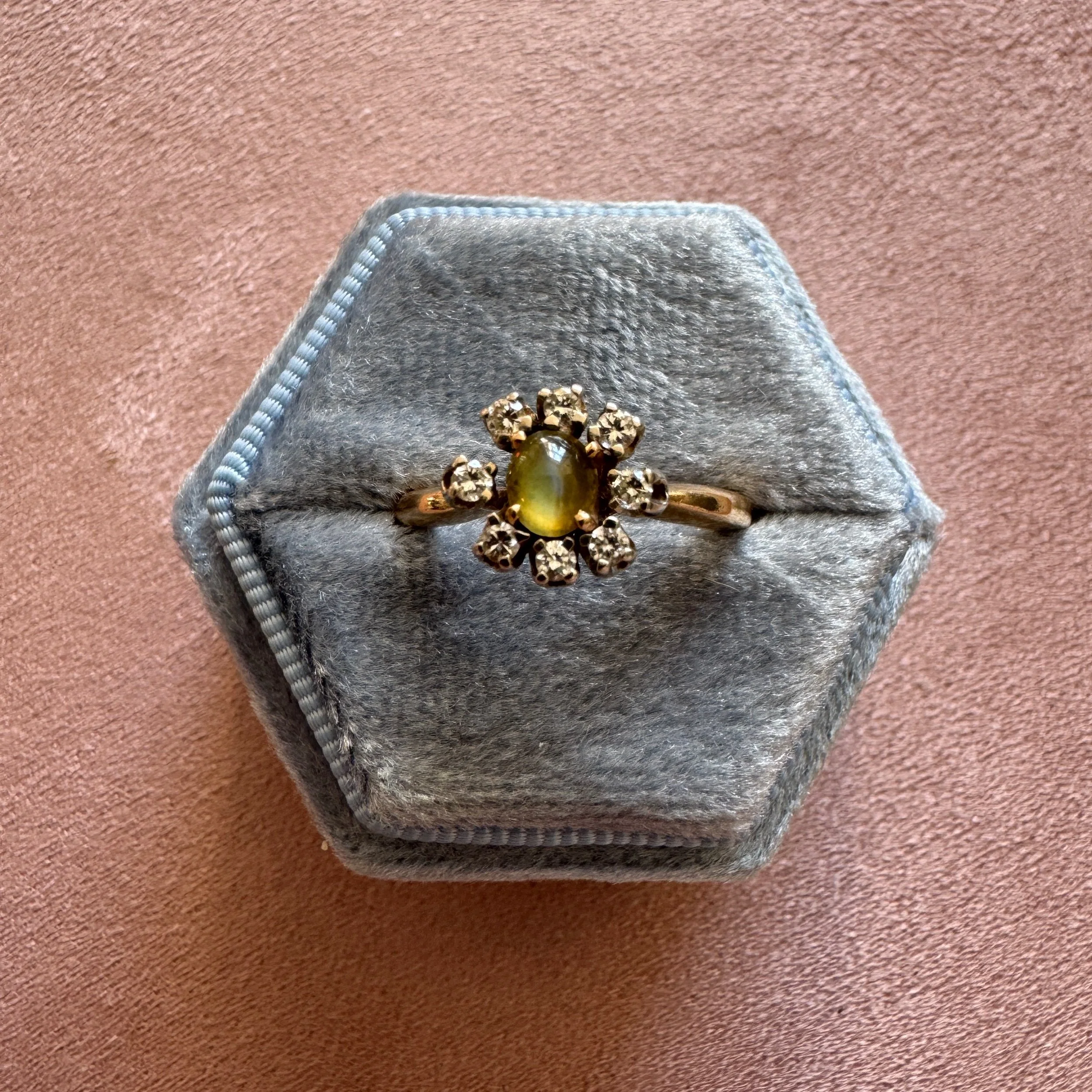 14k Cats Eye and Diamond Flower Ring