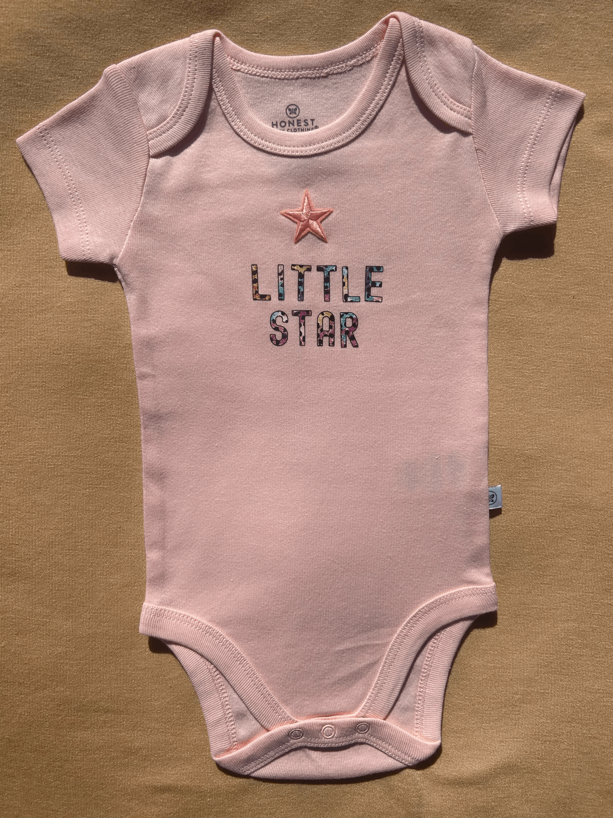 Little Star Organic Cotton Onesie size 3 to 6 months