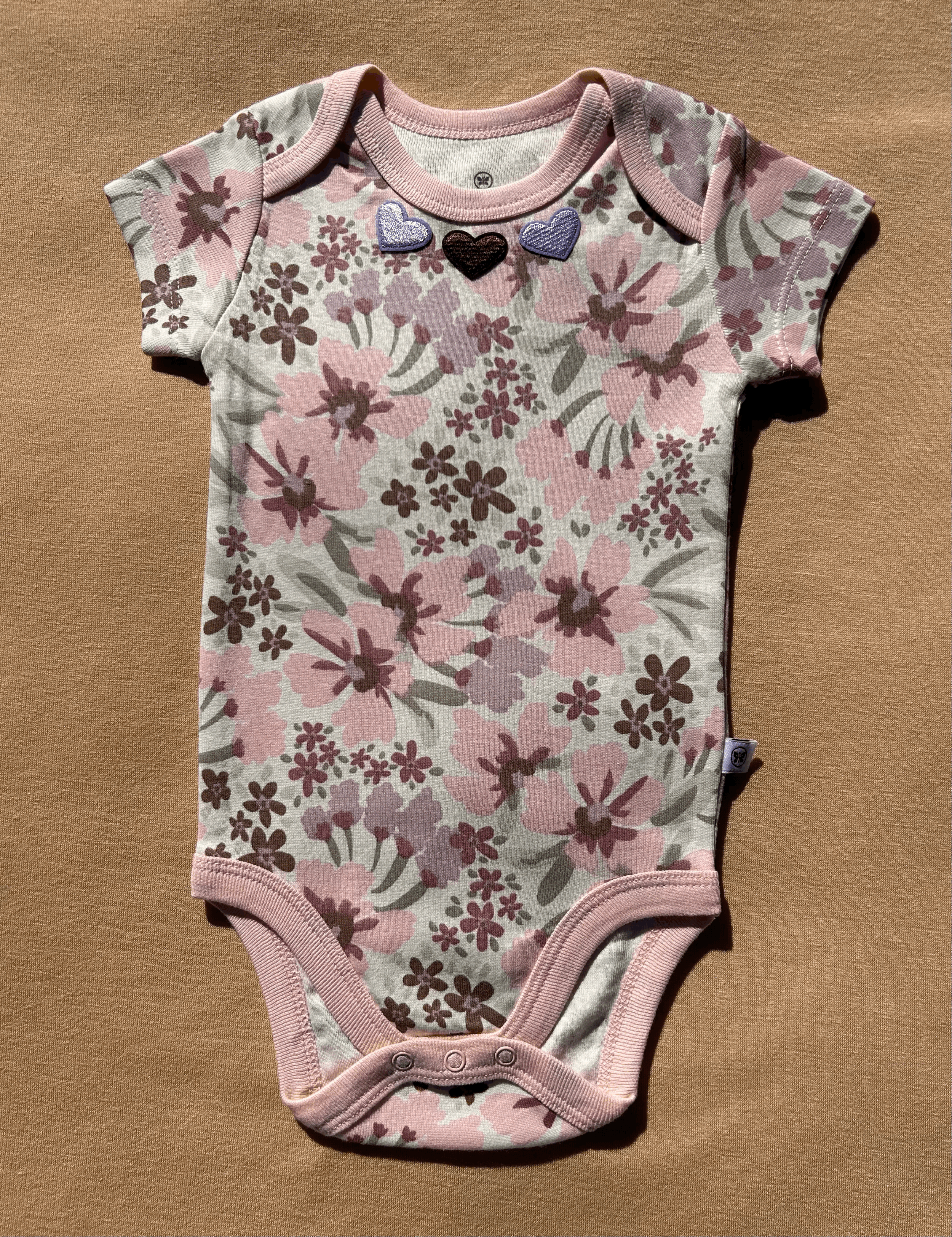 Organic Cotton Floral Fantasy Onesie with Hearts and Stars size 3 to 6 months