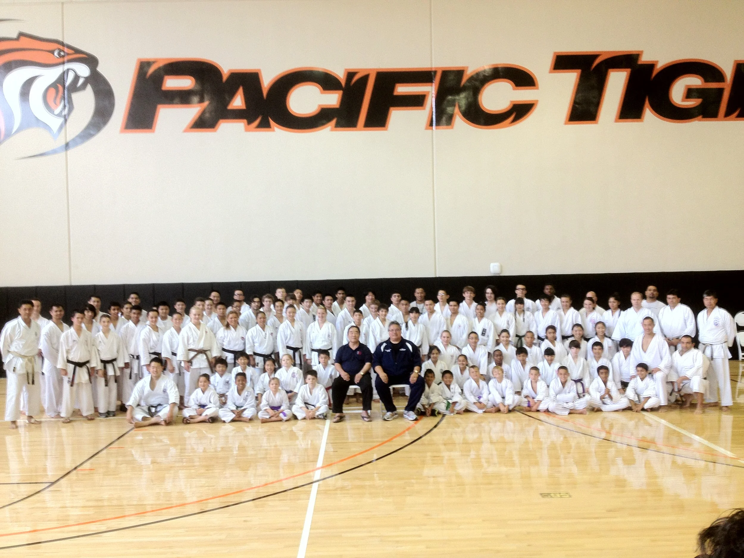 2012 Grassroots Group photo.jpg
