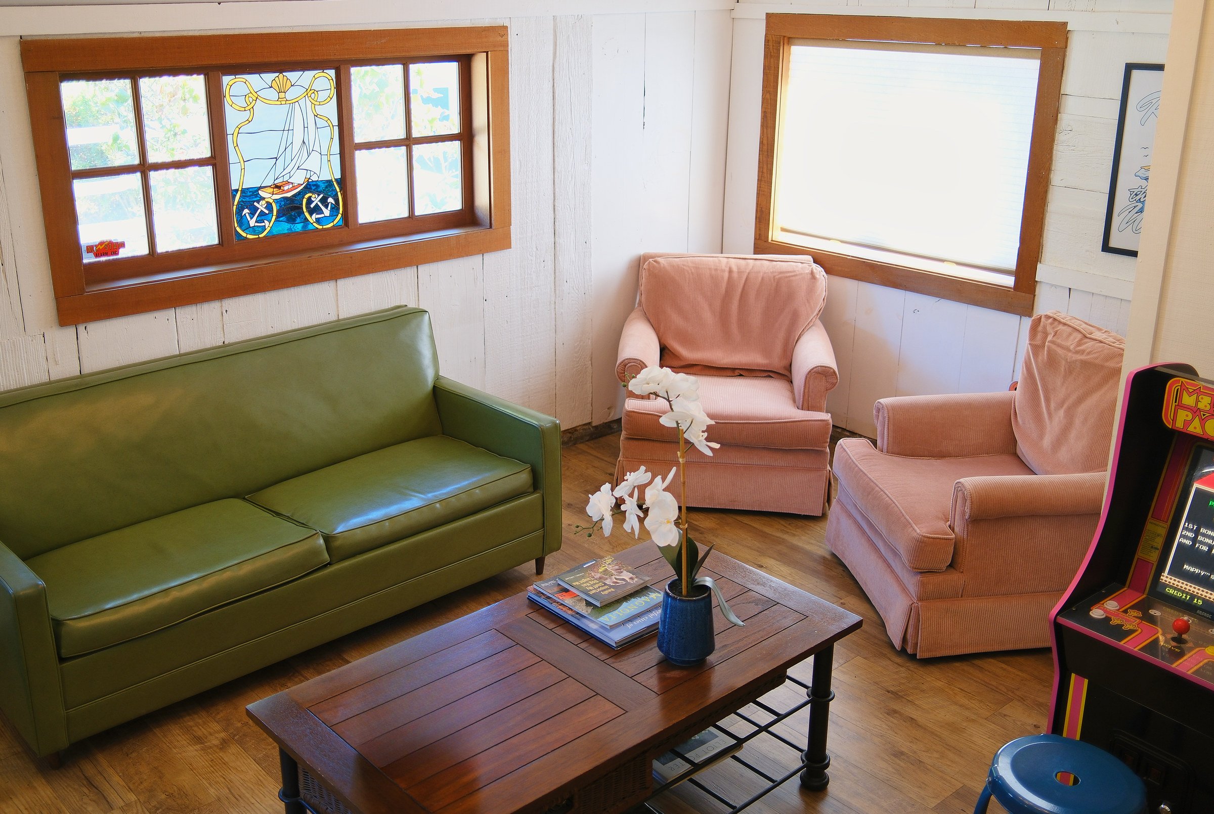 06-Lounge-web.jpg