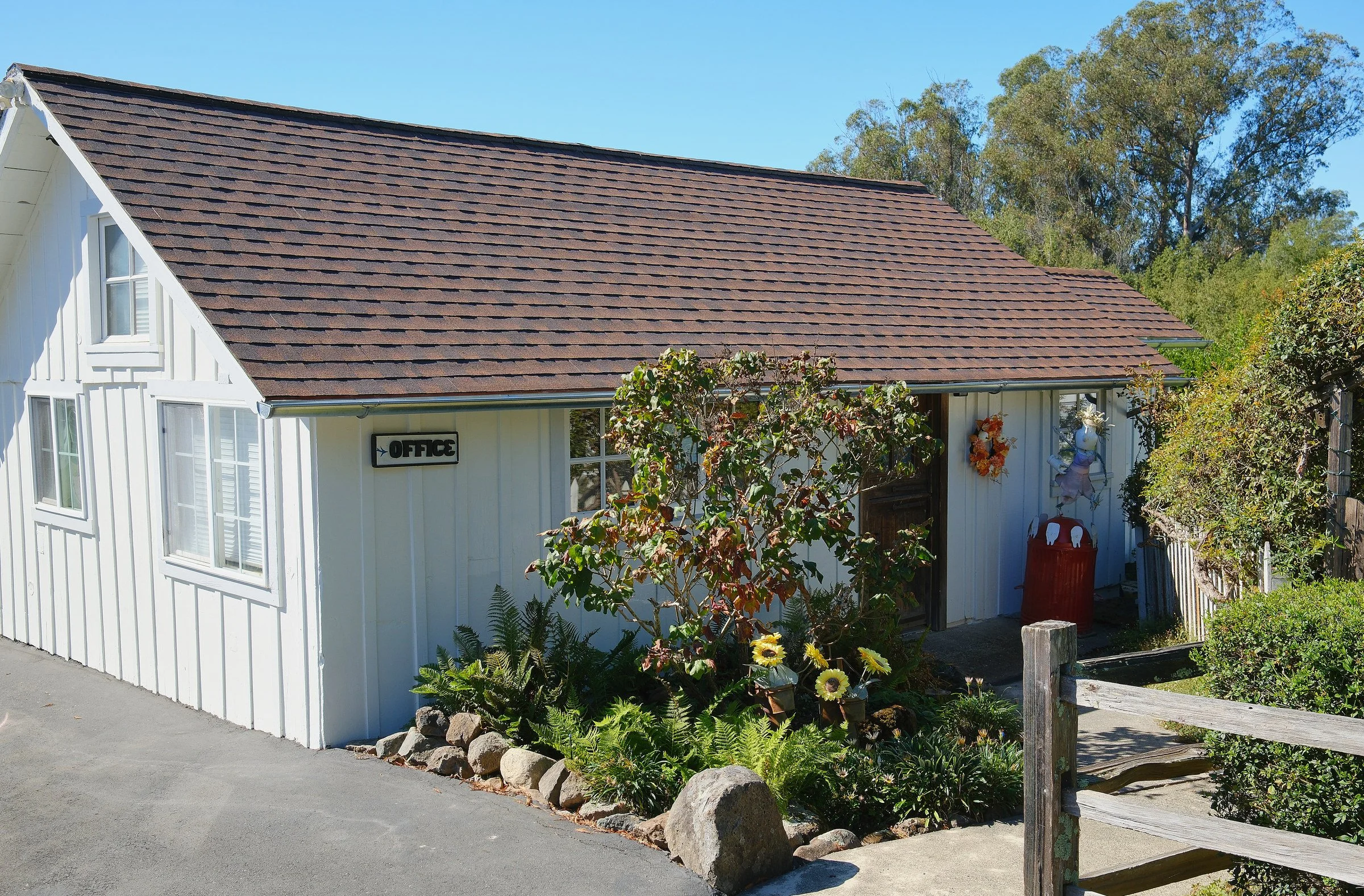 02-Office-exterior-web.jpg