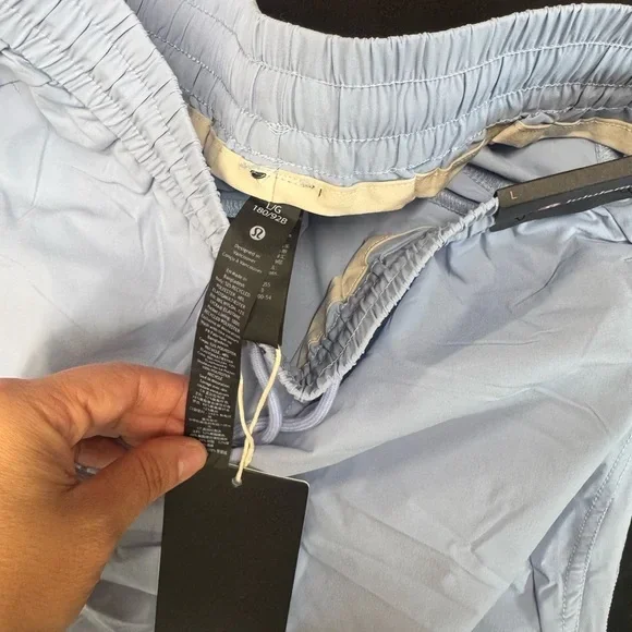 NWT Lululemon Men’s Lightweight Athletic Shorts – Light Blue – Size L