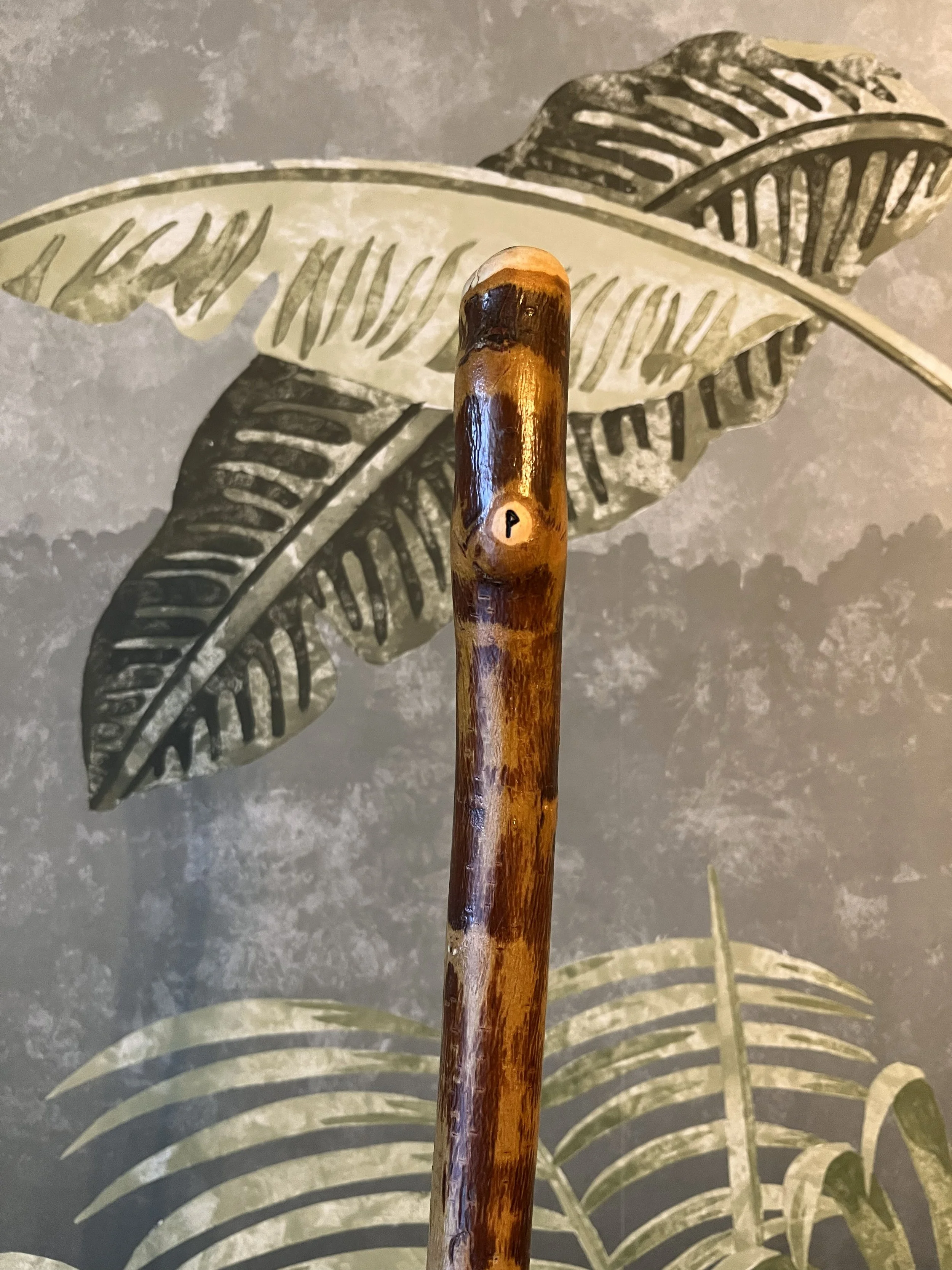 Victoria short staff - SOLD