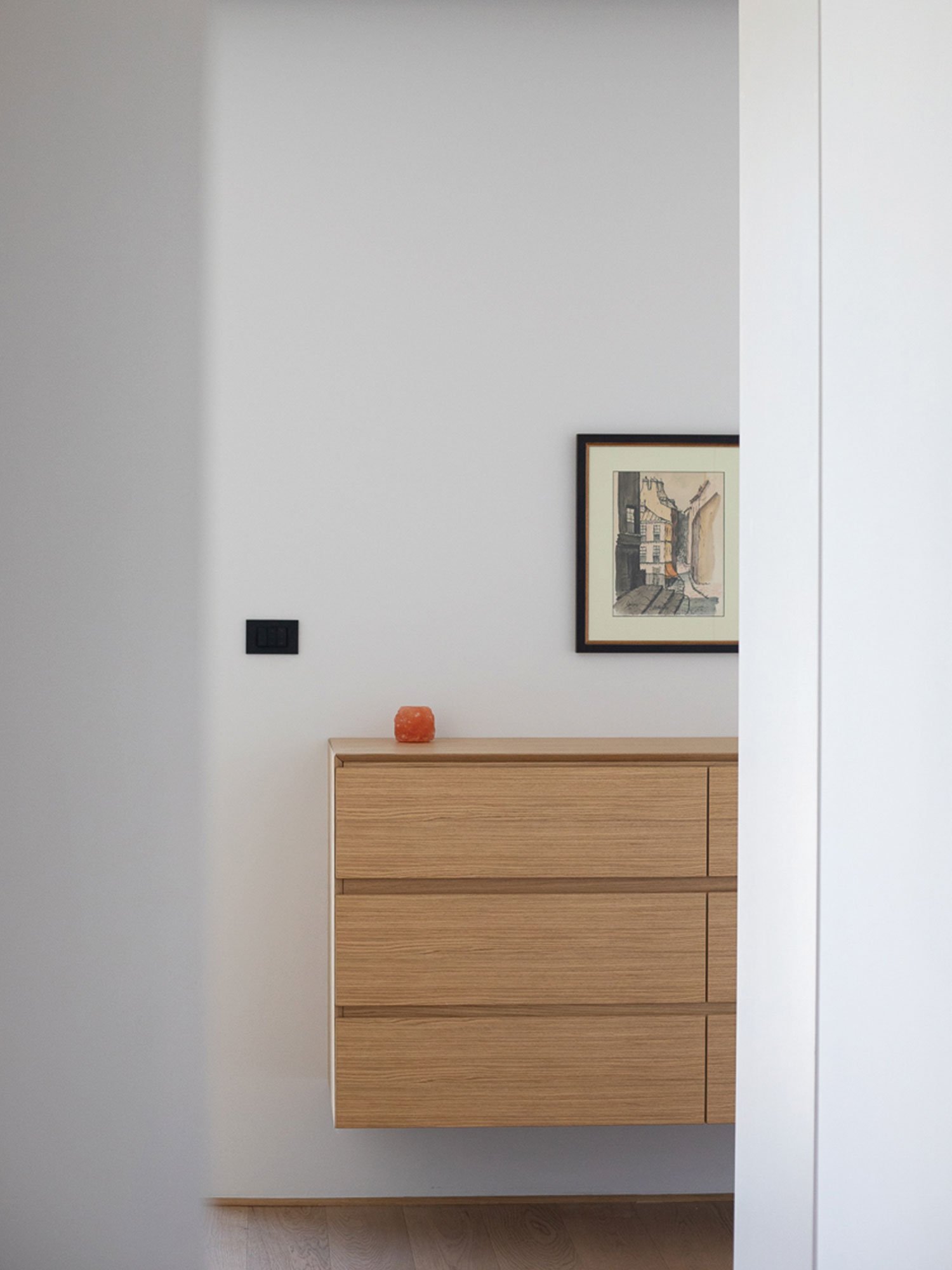 mlinar+mlinar custom sideboard in wardrobe