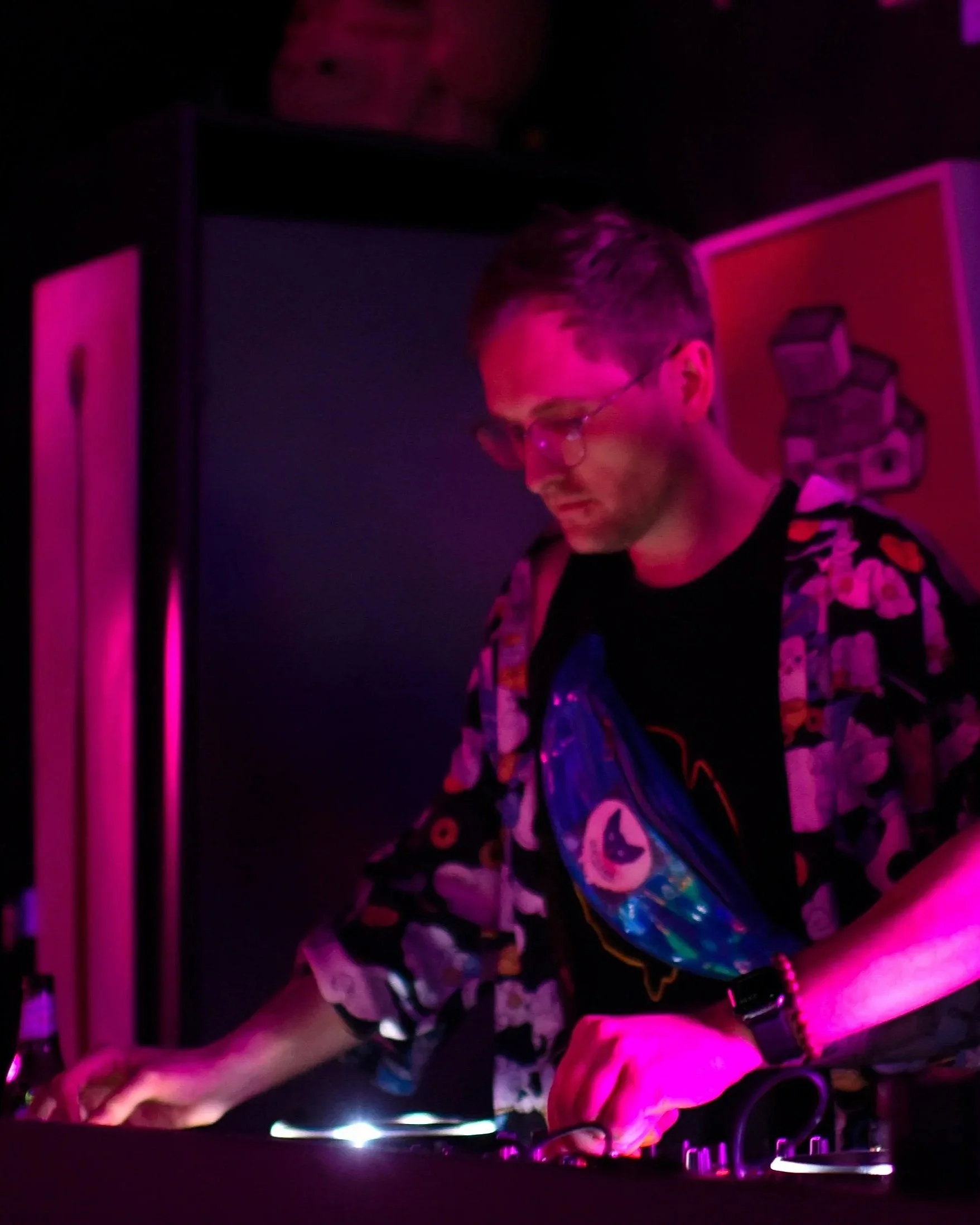 Blackcurrant Soundz builder and owner working at an event in Auckland