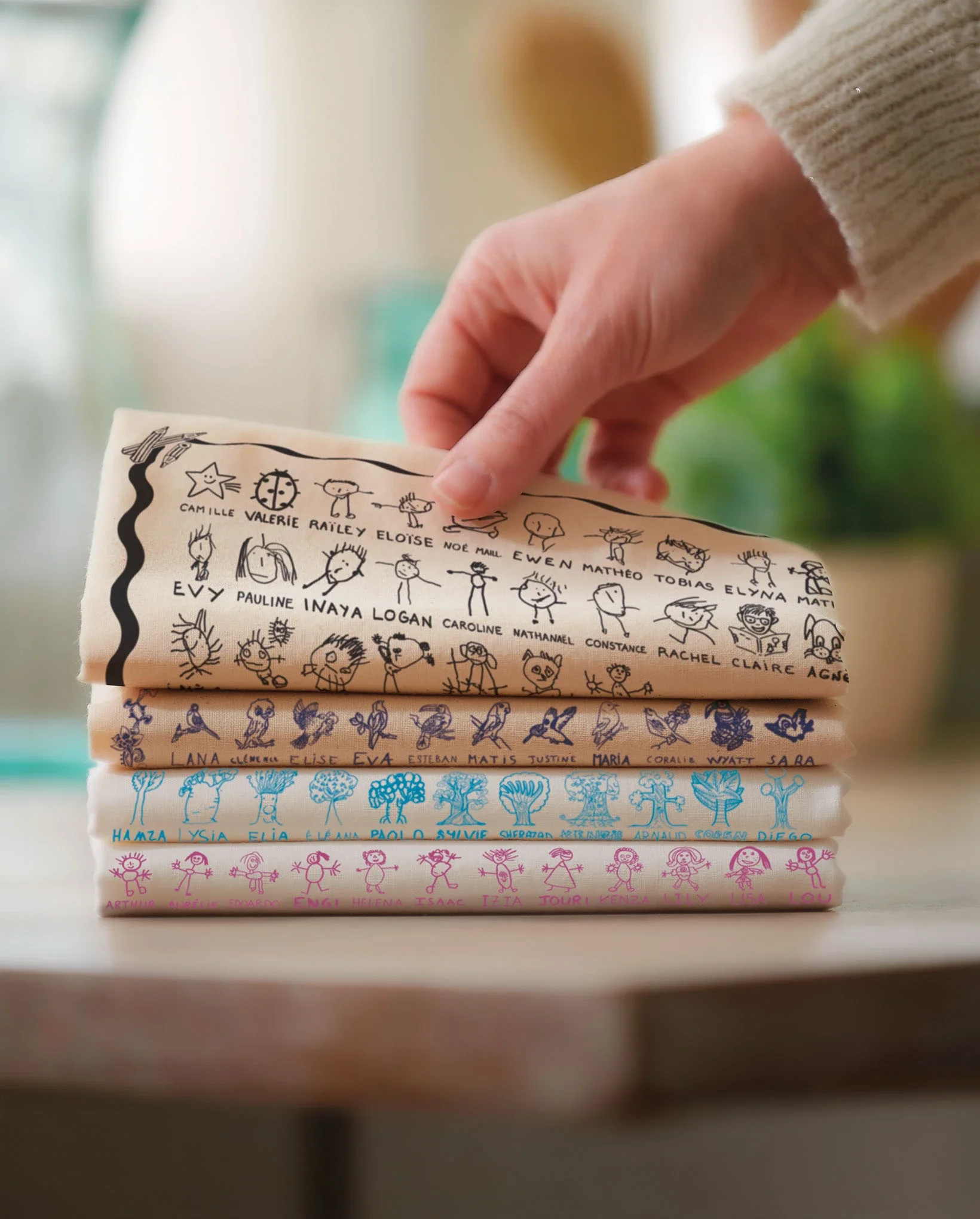 Torchons illustrés par les enfants (2025-2026)