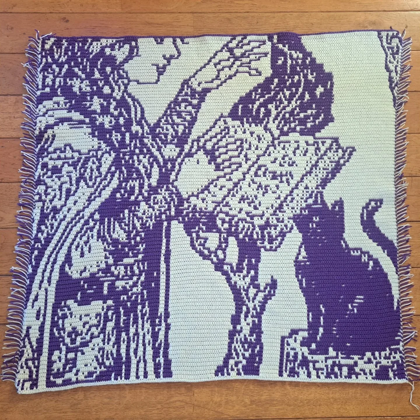 2/3 done!! 🐈&zwj;⬛🧙&zwj;♀️

#crochet #fantasy #crochetdesign #crochetaddict #yarnaddict