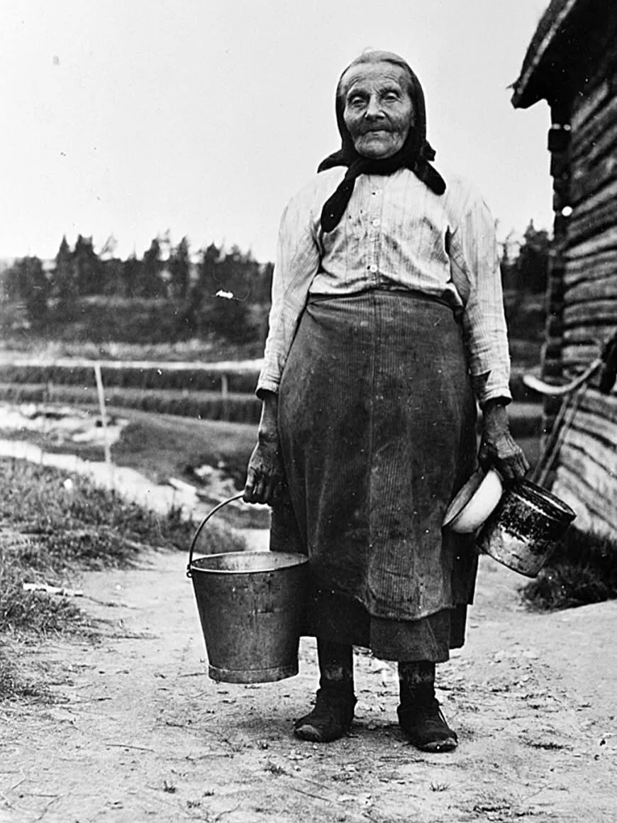 🌟 19. desember 🌟
Ingeborg Mikkelsdatter (1847-1939)

P&aring; er g&aring;rd som er overlevert fra far til s&oslash;nn i generasjoner fra tidlig 1700-tall blir det fort mye prat om karer, men hit har ogs&aring; kommet mye sterke kvinnfolk opp gjenno