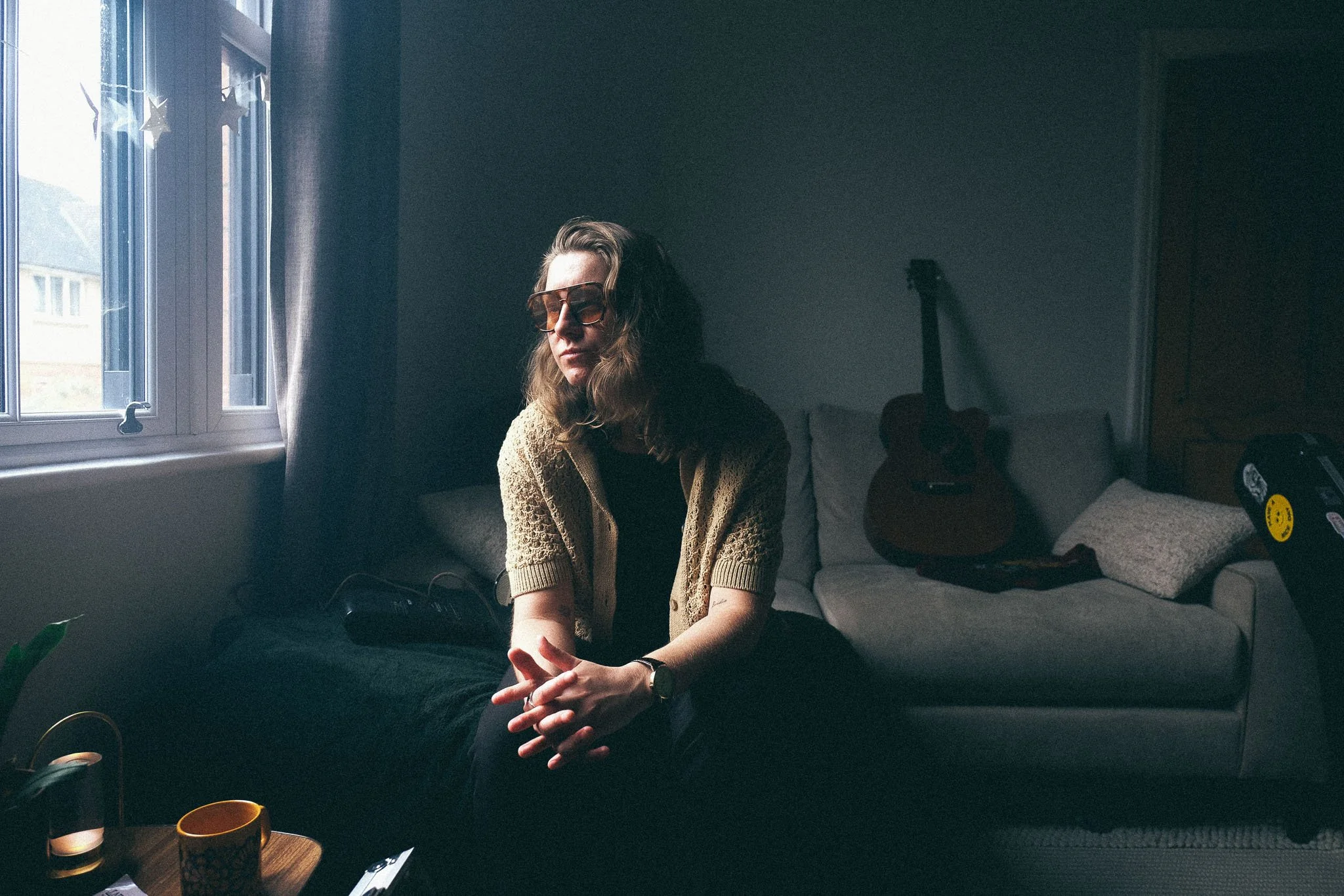 Portrait of Hana Brooks, Northampton-based singer-songwriter