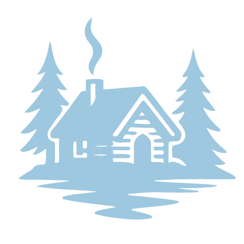 Une cabane en bois au milieu de deux grands sapins, avec de la fumée sortant de la cheminée.