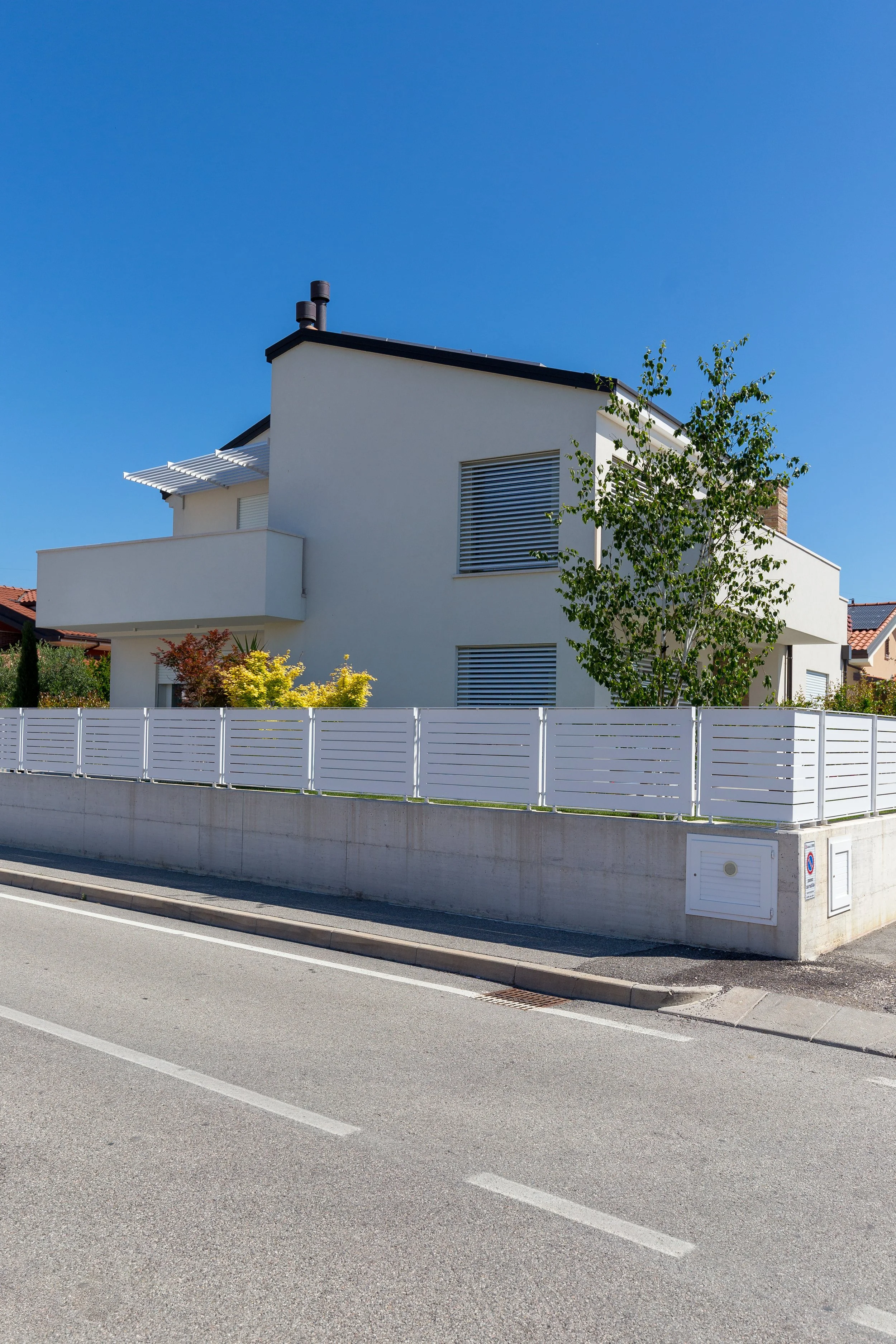Retro di Casa per Elisa, progetto nuova costruzione residenziale a Rimini realizzato da DAT Architetti.