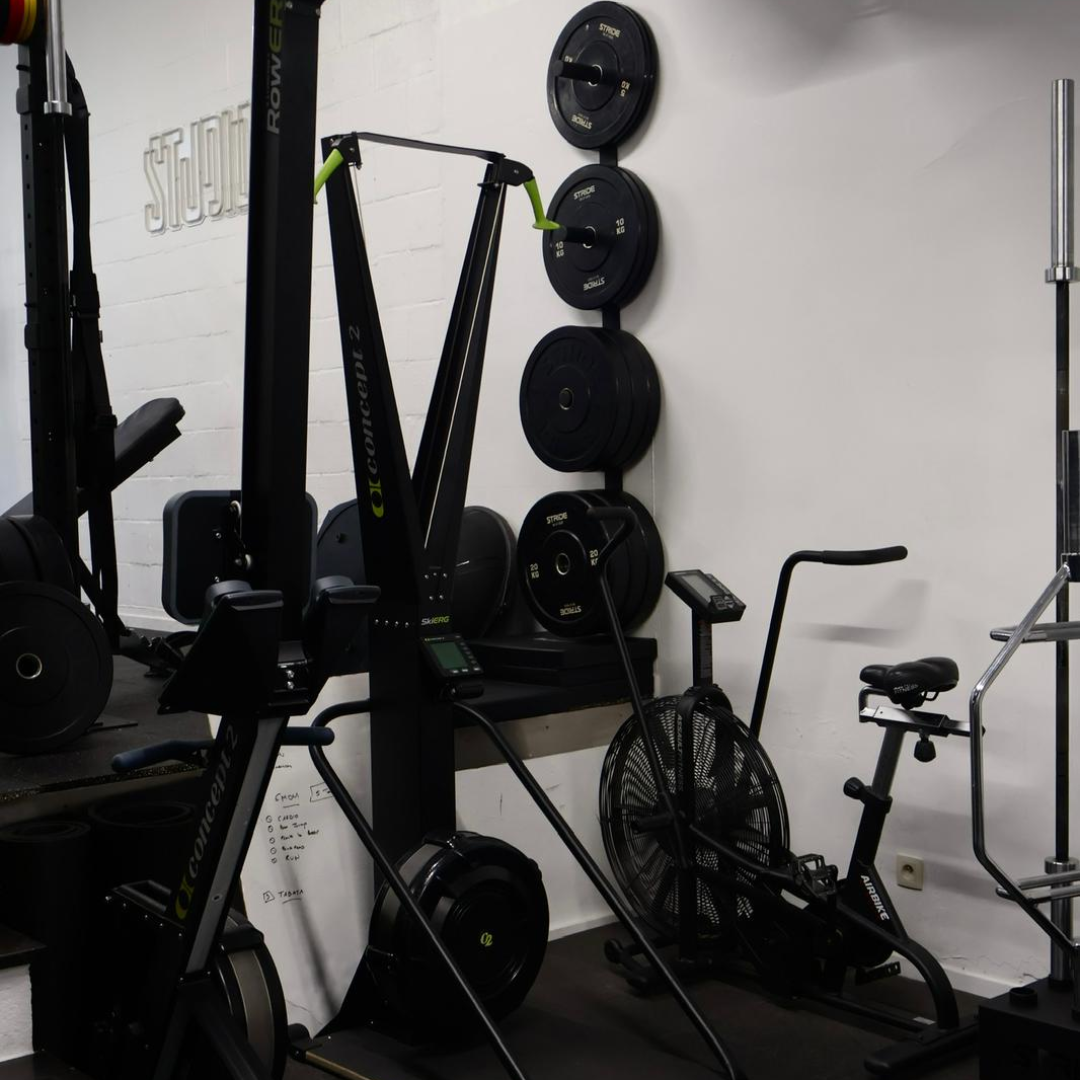 Coach Massa (10).png