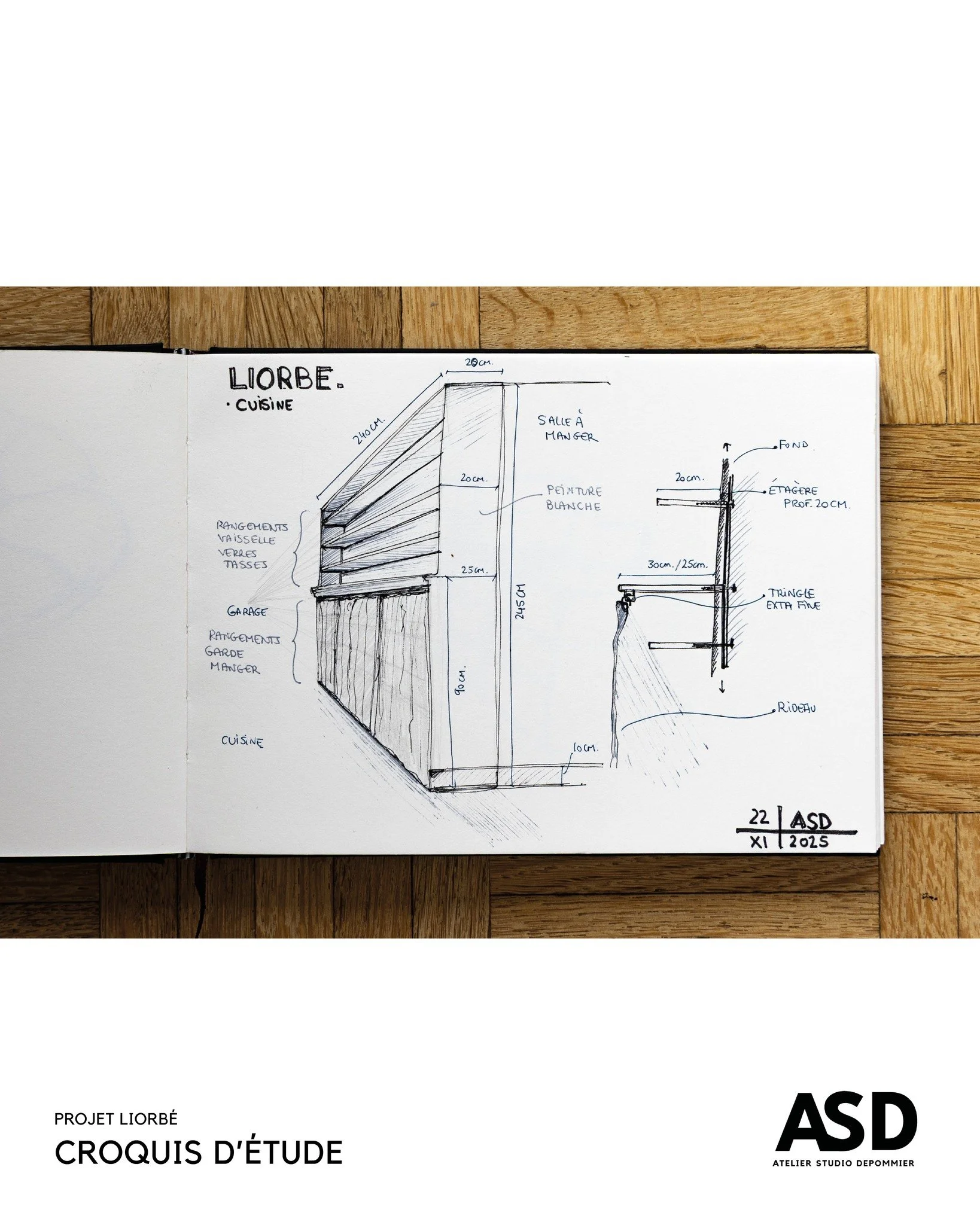 [Projet Liorb&eacute;] &mdash; R&eacute;novation compl&egrave;te d'une maison individuelle, C&ocirc;tes d'Armor.

&Agrave; l'heure de l&rsquo;IA o&ugrave; les images se g&eacute;n&egrave;rent en deux clics, le crayon sur le papier n'a pas dit son der