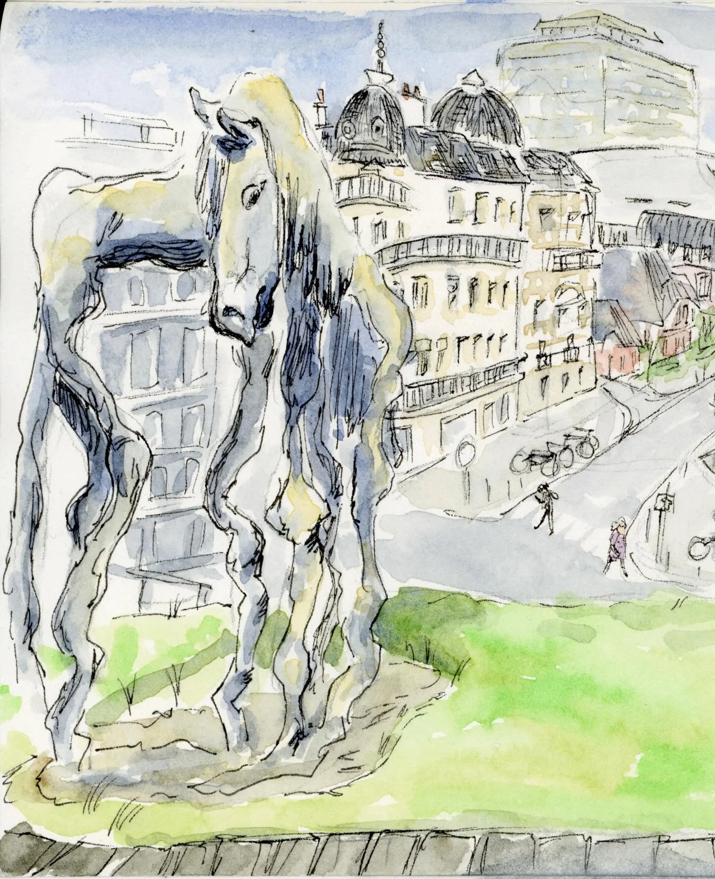 If you have ever been to Rennes, you may have been welcomed by this weird wobbly mangled aluminium horse statue. It&rsquo;s 4 metres tall and stands right next to the main entrance to the train station. Apparently it was inspired by Morvarc&rsquo;h, 