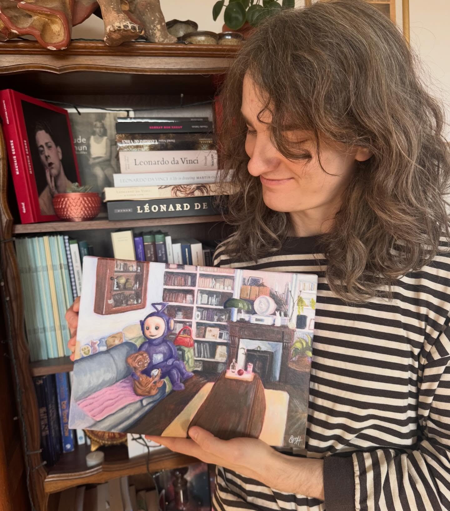 Not many people know that these two beloved characters actually live together in a cosy little apartment in Paris, surrounded by books, blankets and a collection of strange trinkets.

E.T. came to me recently to commission a painting to celebrate the