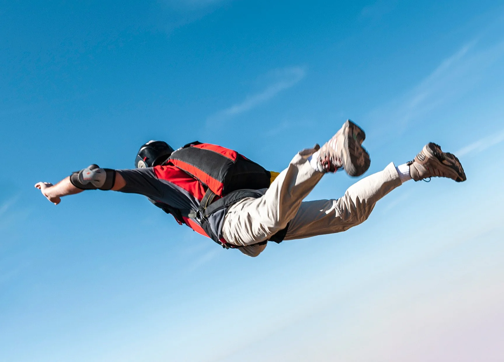 Fallschirmspringer im freien Fall