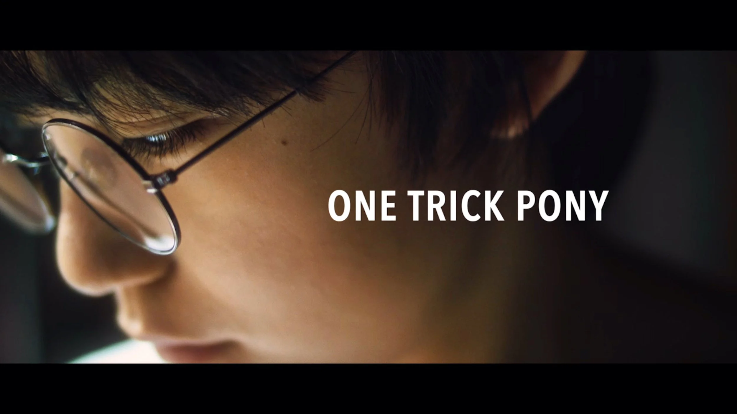 Lenovo「ONE TRICK PONY」