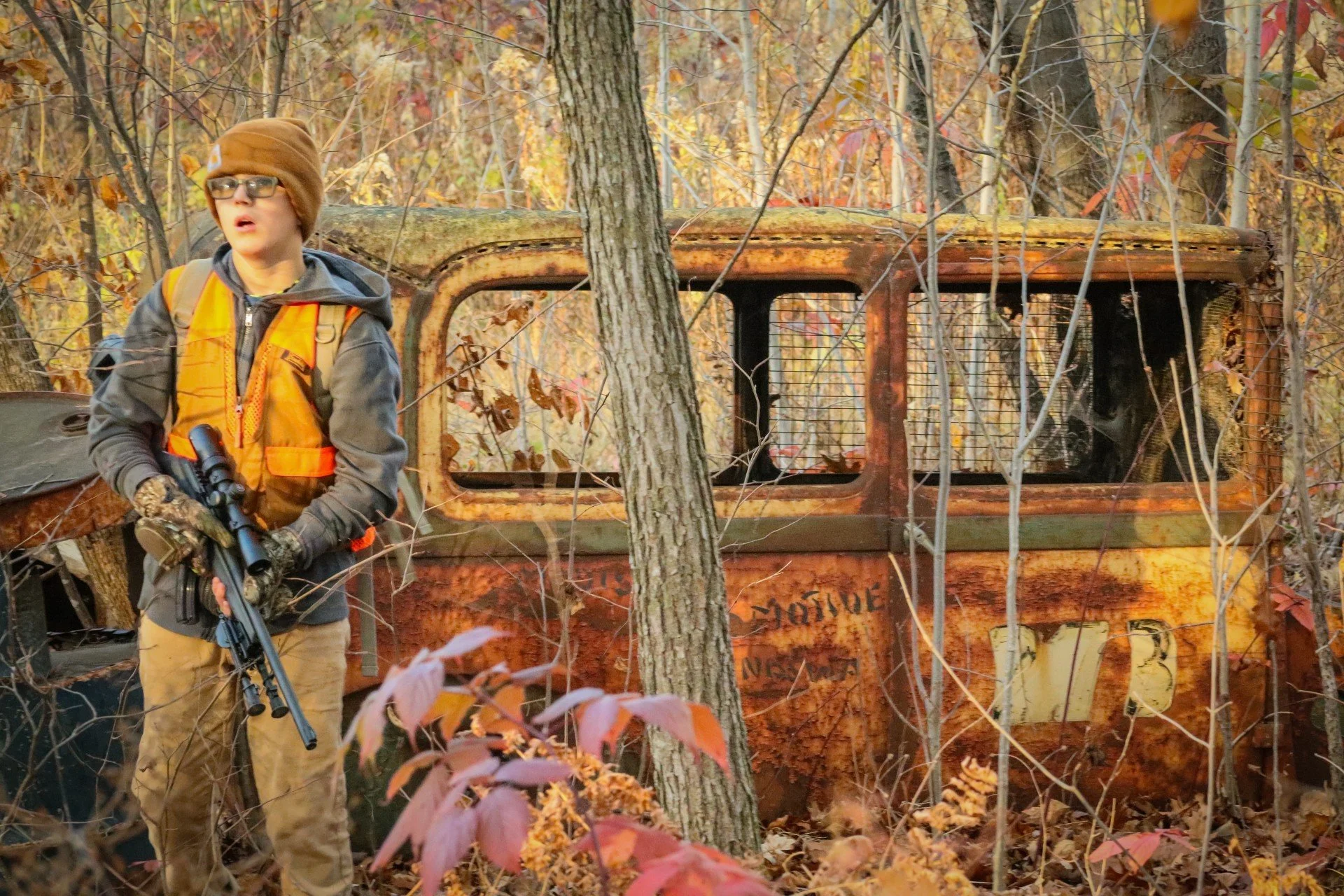 Thumb - Tenson Old Car.jpg