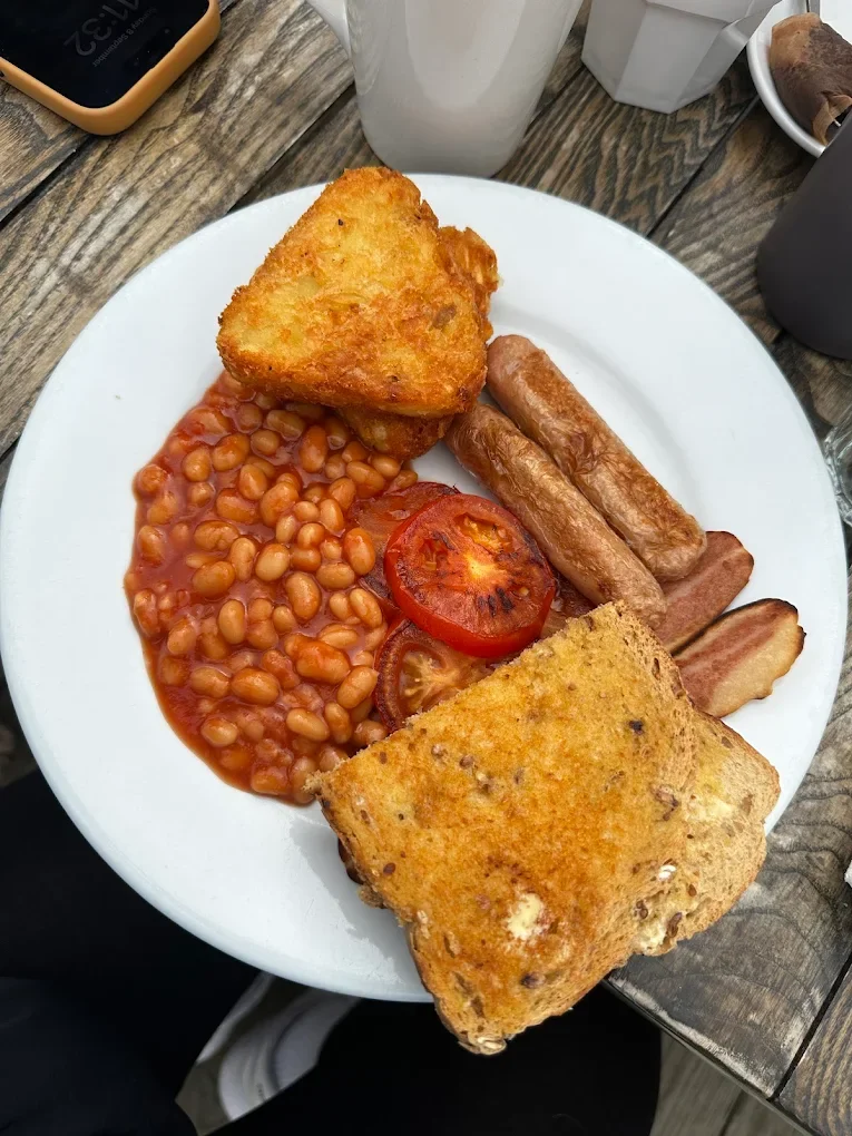 fry up at eat @ The Park Café is in the heart of Alexandra Park.webp