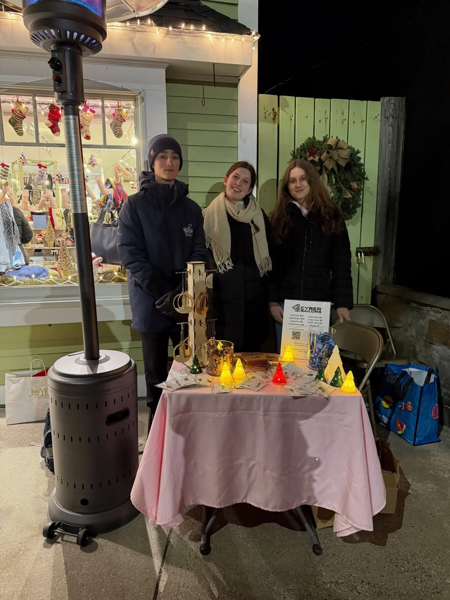 Come visit us in front of @joyegifts in Scituate Harbor. Thank you for the support, Joye! We will be selling our trees, sharks, ornaments, coasters, and gingerbread men - come check them out!  Thank you to @alikayec  for loaning us the heater!