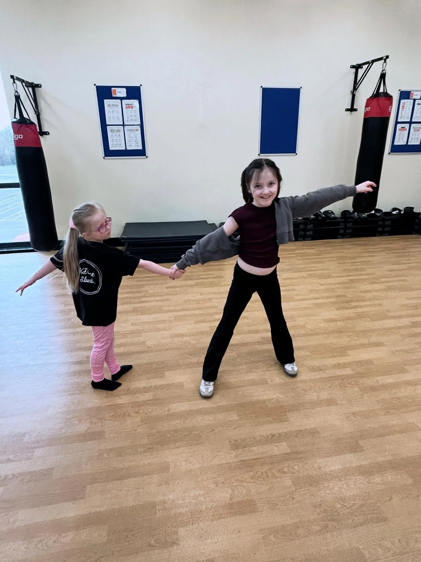 🌟 Dance Day 2 🌟

🖤Another great day of dance for everyone ✨
So proud of everyone for turning the dance ideas into movement 🖤 and movement into magic!🌟

#DanceLife #Choreo #Teamwork #Performance #ProudMoment