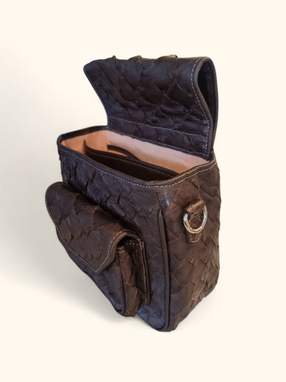 summit-selva-paiche-leather-exotic-amazon-shotgun-shell-pouch-full-paiche-with-choke-pocket-artisan-side.png