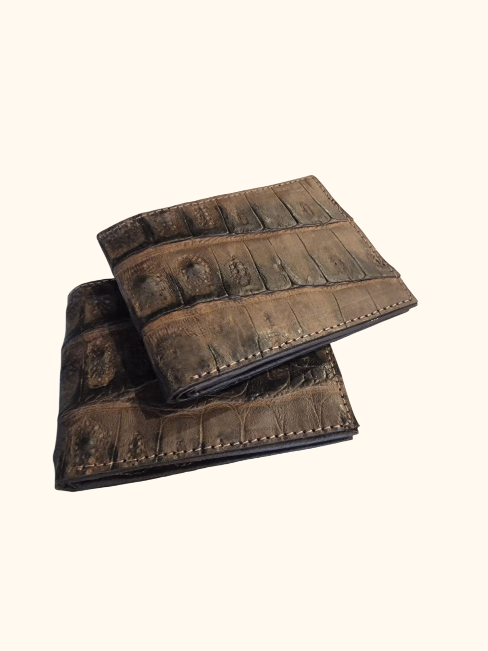 summit-selva-genuine-crocodile-leather-mens-wallets-fashion-vintage-brown-tail-luxury-artisan-exterior-single-piece-stacked-side.png
