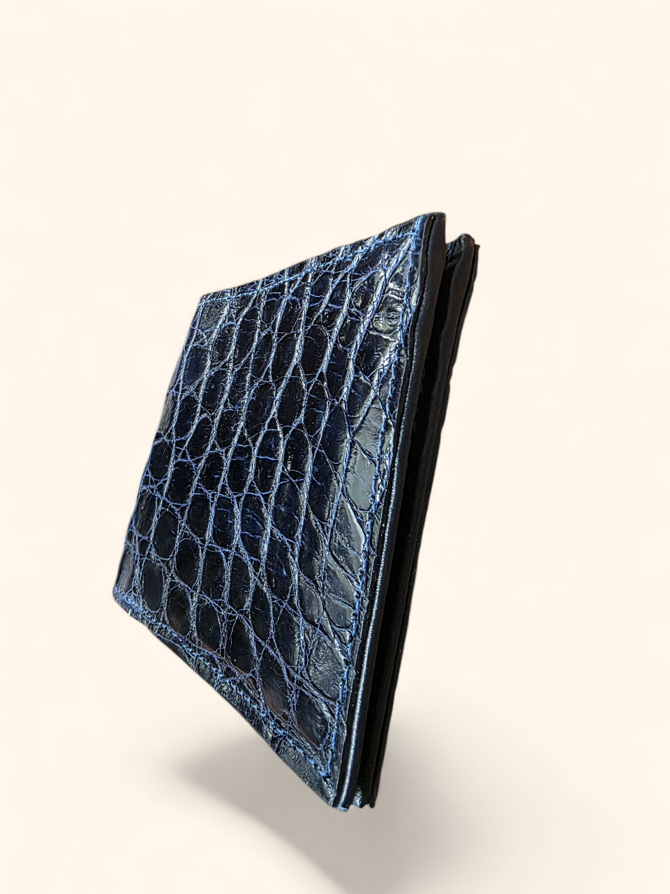 summit-selva-genuine-crocodile-leather-mens-wallets-fashion-gloss-navy-blue-flank-luxury-artisan-edge-two-piece.png