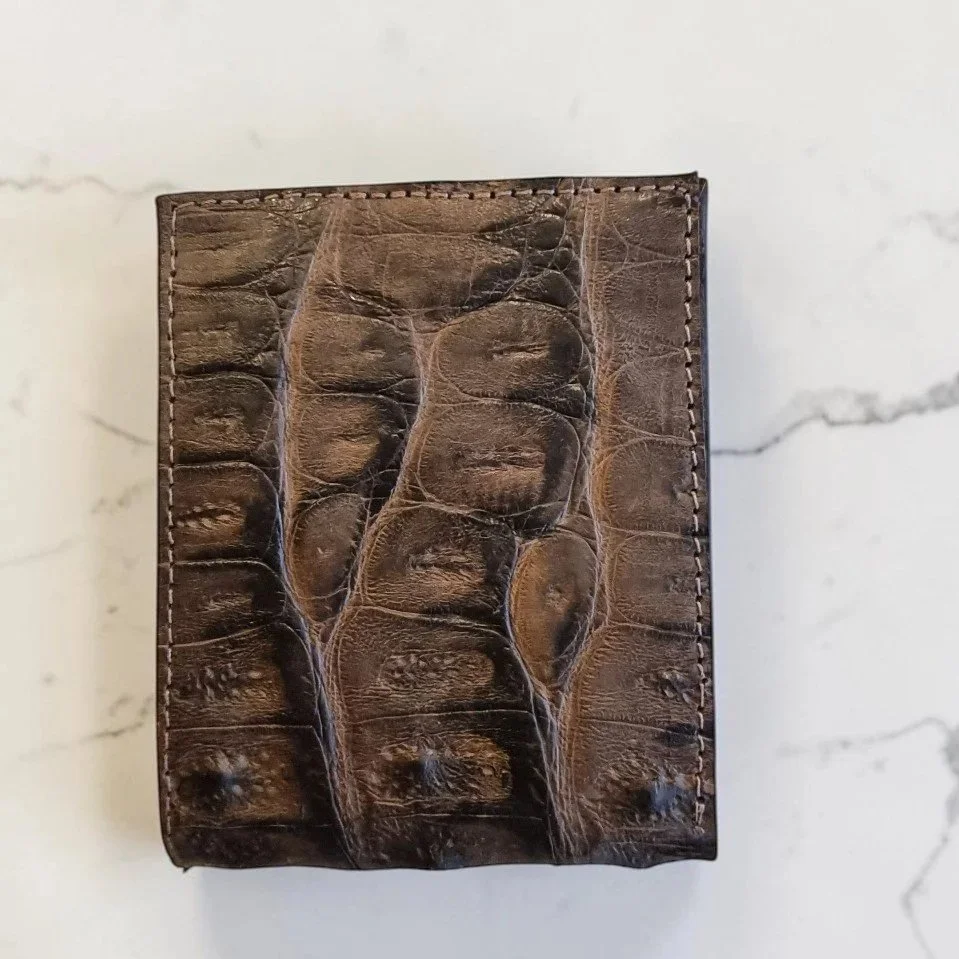 summit-selva-genuine-crocodile-leather-mens-wallets-fashion-vintage-brown-tail-luxury-artisan-exterior-single-piece-front.jpg
