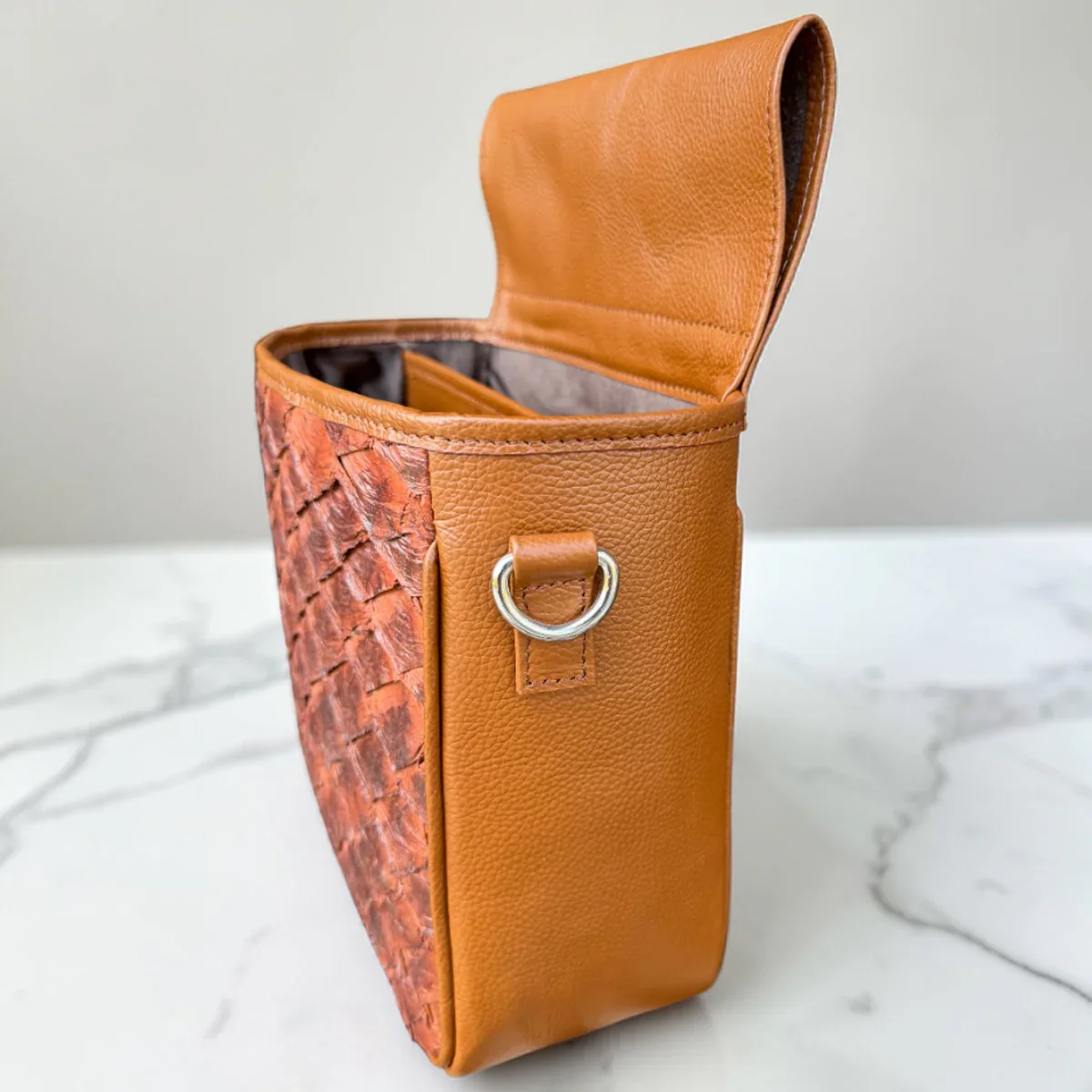 3_aa025760-f42d-4cba-a6b9-f0a5515d146d.webp (Copy)