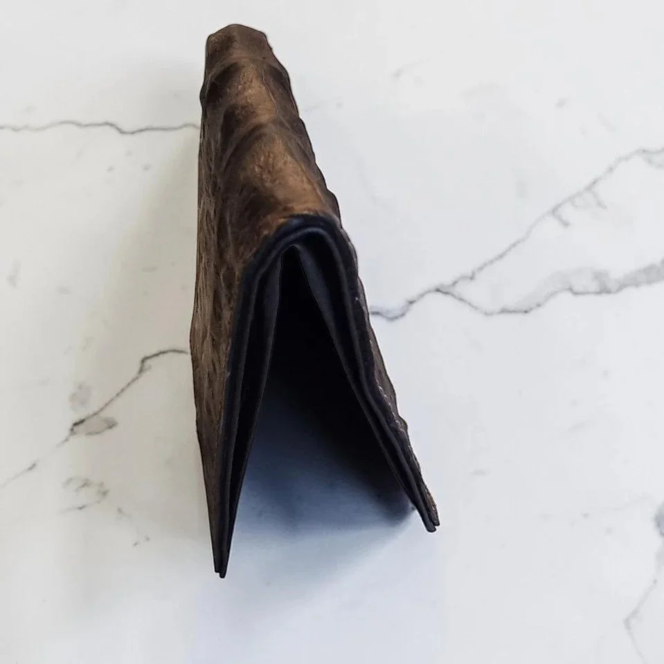 summit-selva-genuine-crocodile-leather-mens-wallets-fashion-vintage-brown-tail-luxury-artisan-exterior-single-piece-edge.jpg