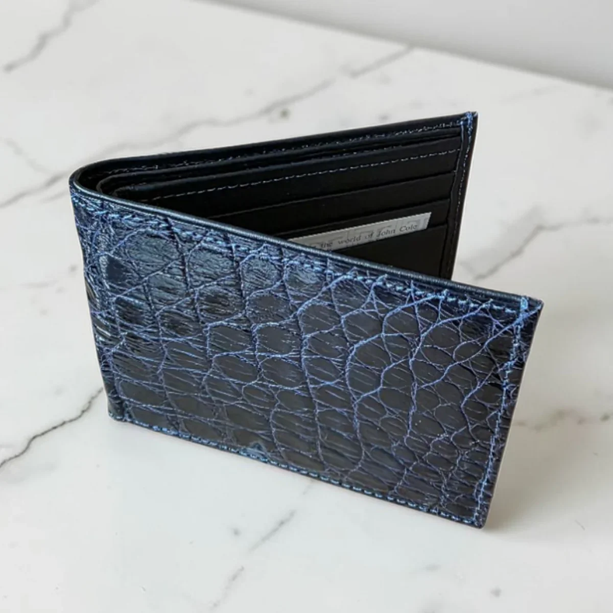 crocodile_wallet_blue_2_piece_3.webp
