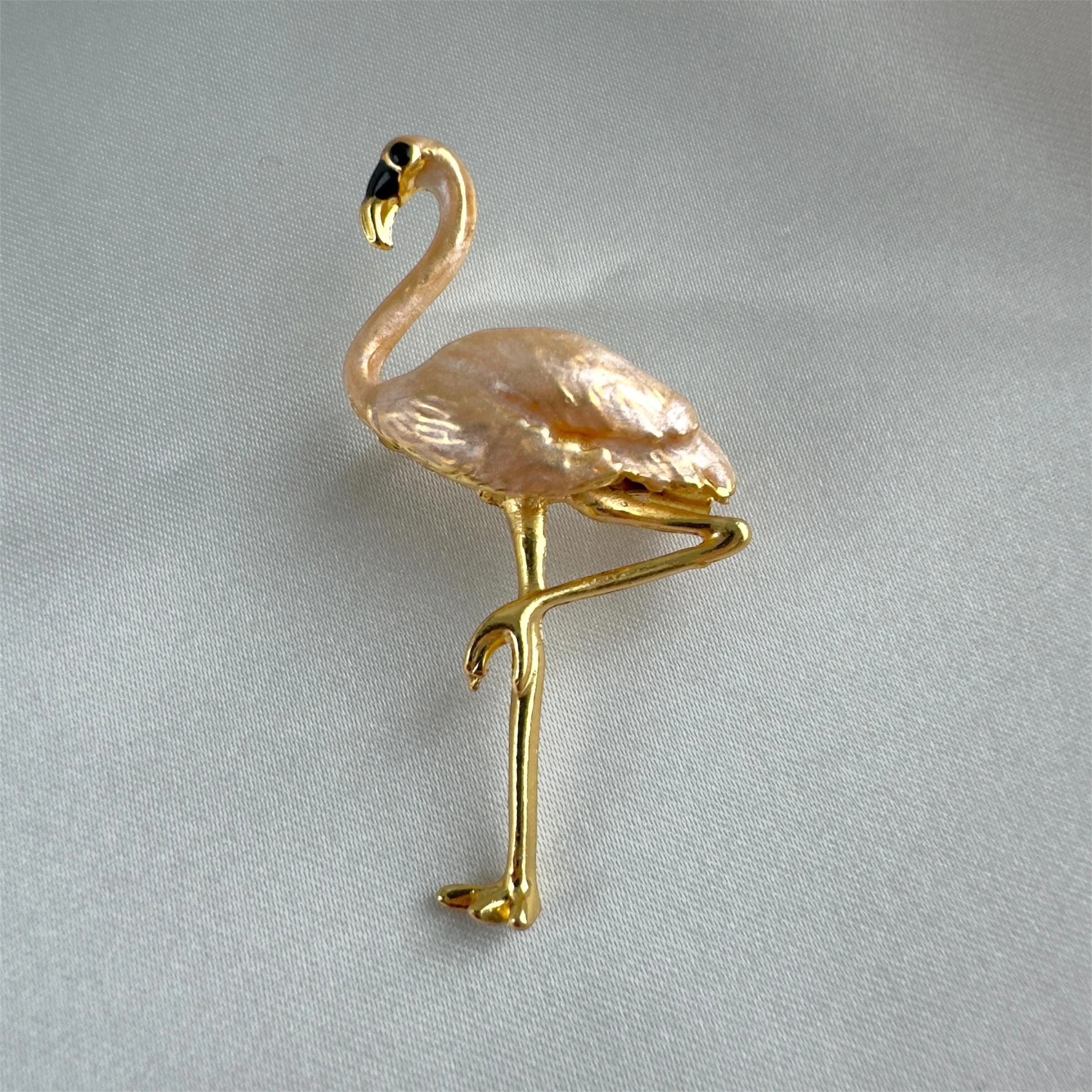 Retro Flamingo Brooch – Bird Jewelry, Cozy Accessories Gift