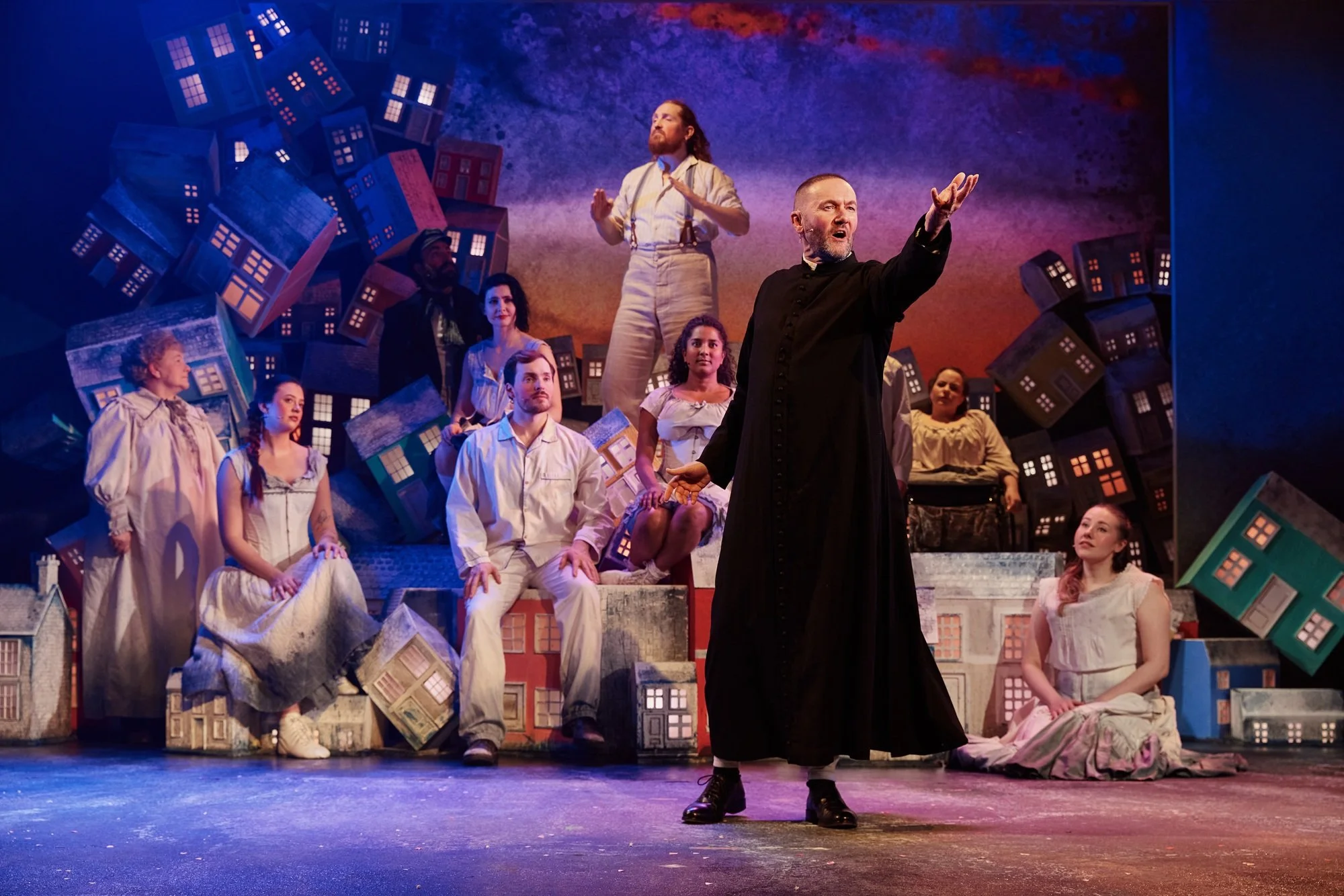 Under Milk Wood - Theatr Clwyd - Photo by Richard Lakos - (6).jpg