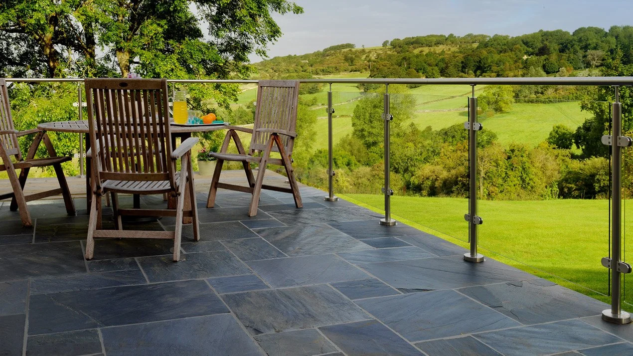 mixed-size-paving-black-slate-01.jpg